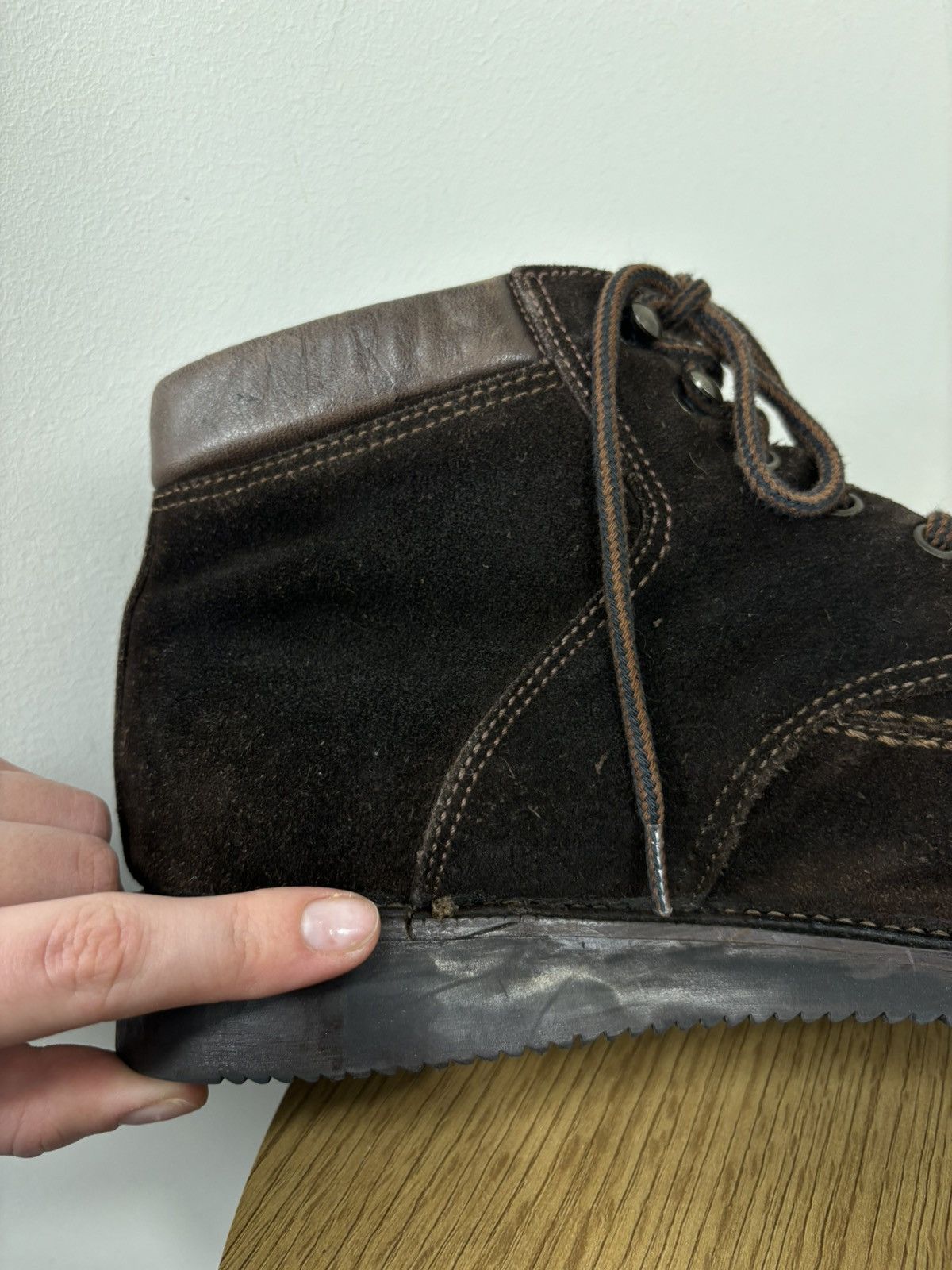 Bally Bally Men’s Swiss-Made Split Toe Brown Suede Chukka Boots Size US 8.5 / EU 41-42 - 16 Thumbnail