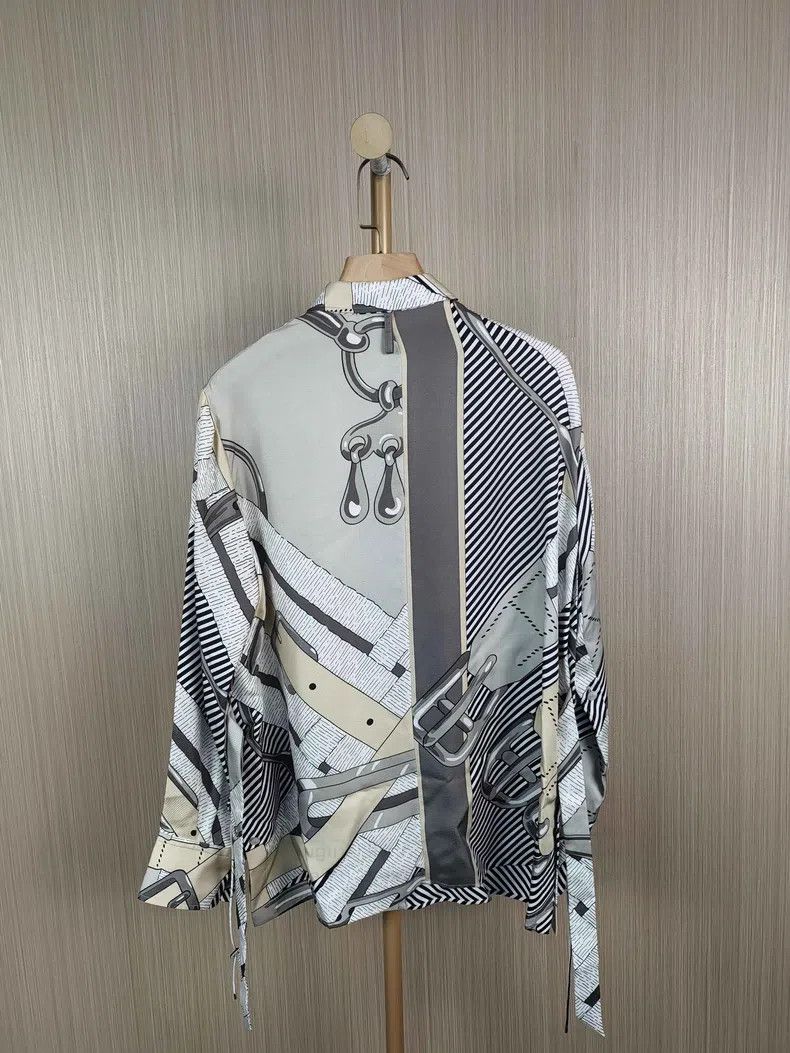 Hermes Hermes Silk Printed Shirt Size XS / US 0-2 / IT 36-38 - 2 Thumbnail