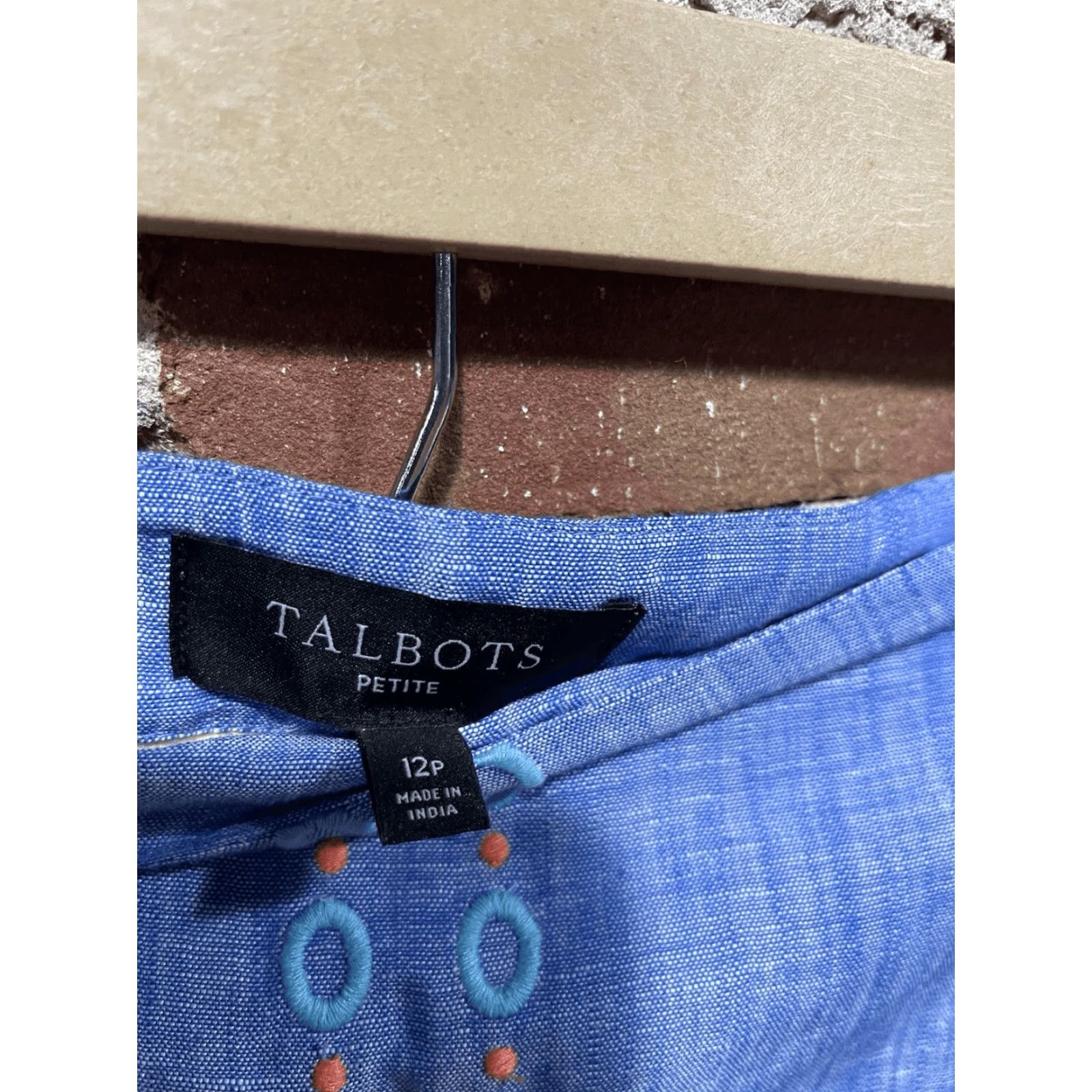 Talbots Talbots Skirt Womens 12P Petites A-Line Blue Linen Blend Embroidered Floral Short Lightweight Vintage: No Size 34" / US 12 / IT 48 - 2 Thumbnail