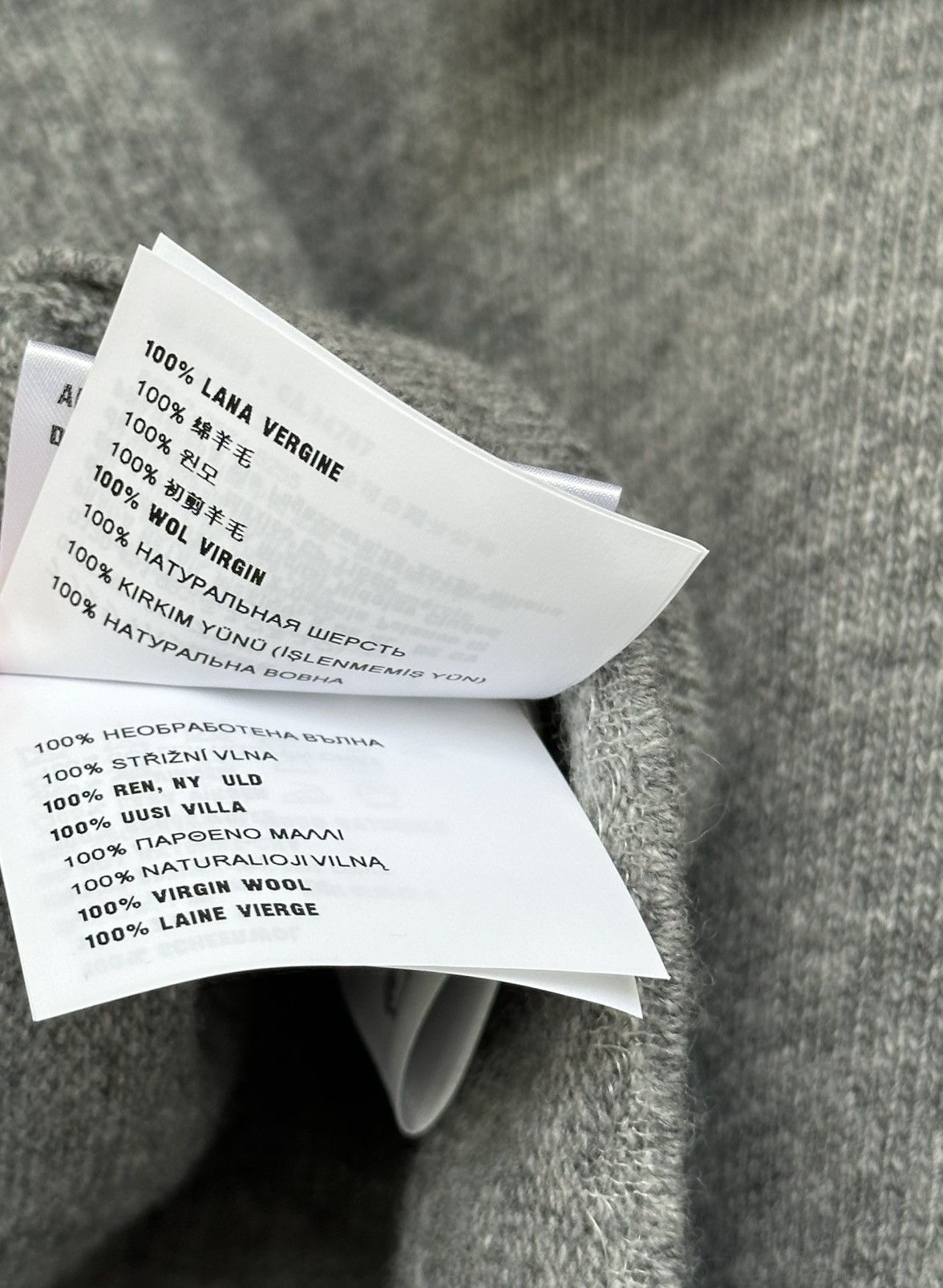 Miu Miu *NEW* MIU MIU SS2022 $1890 Cropped Logo Sweater runway wool Size M / US 6-8 / IT 42-44 - 15 Thumbnail