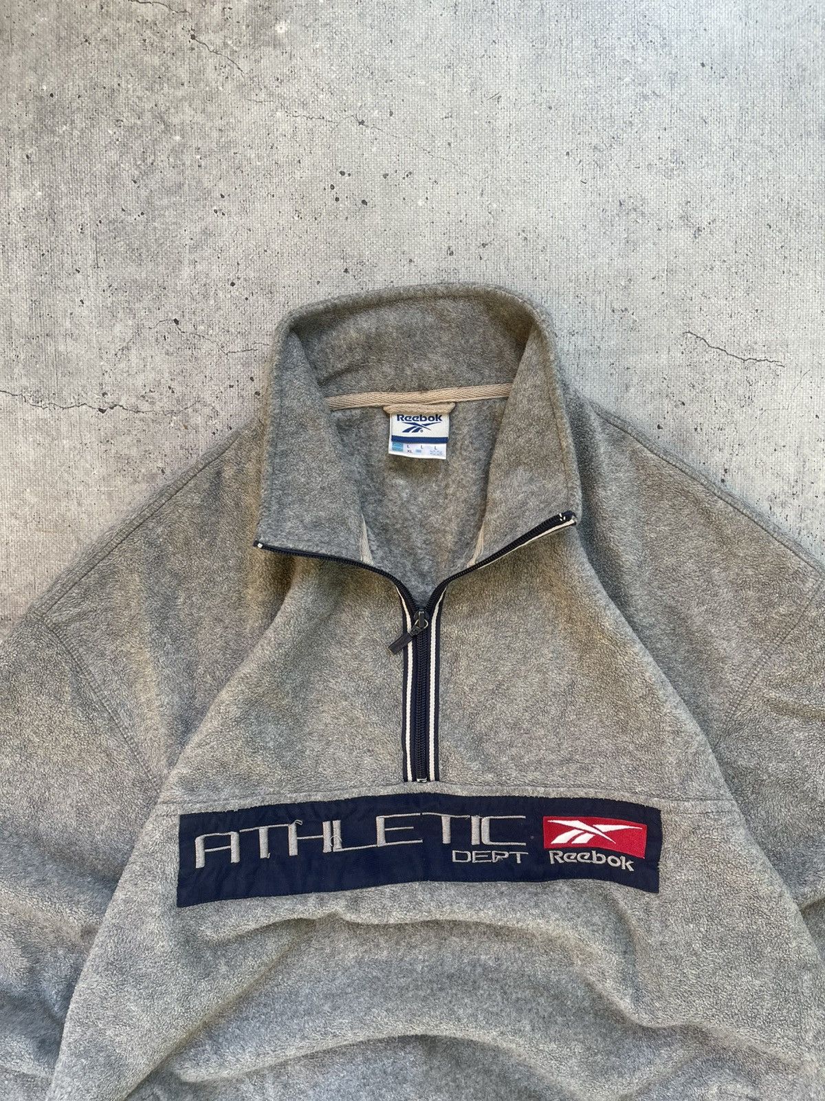 Reebok × Vintage Vintage Y2K Reebok Athletic DEPT Embroidered logo sweatshirt Size US L / EU 52-54 / 3 - 3 Thumbnail