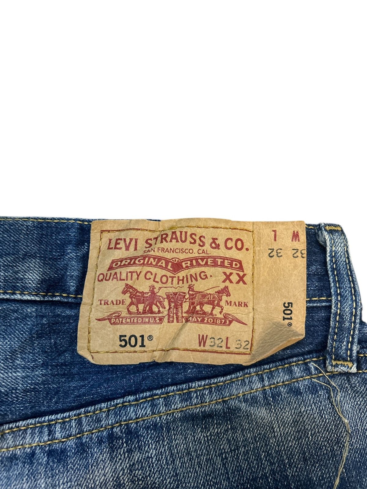 Levi's Vintage Clothing 👖 Vintage Levi's 501 Distressed Denim Jeans Japanese Release Size US 32 / EU 48 - 5 Thumbnail