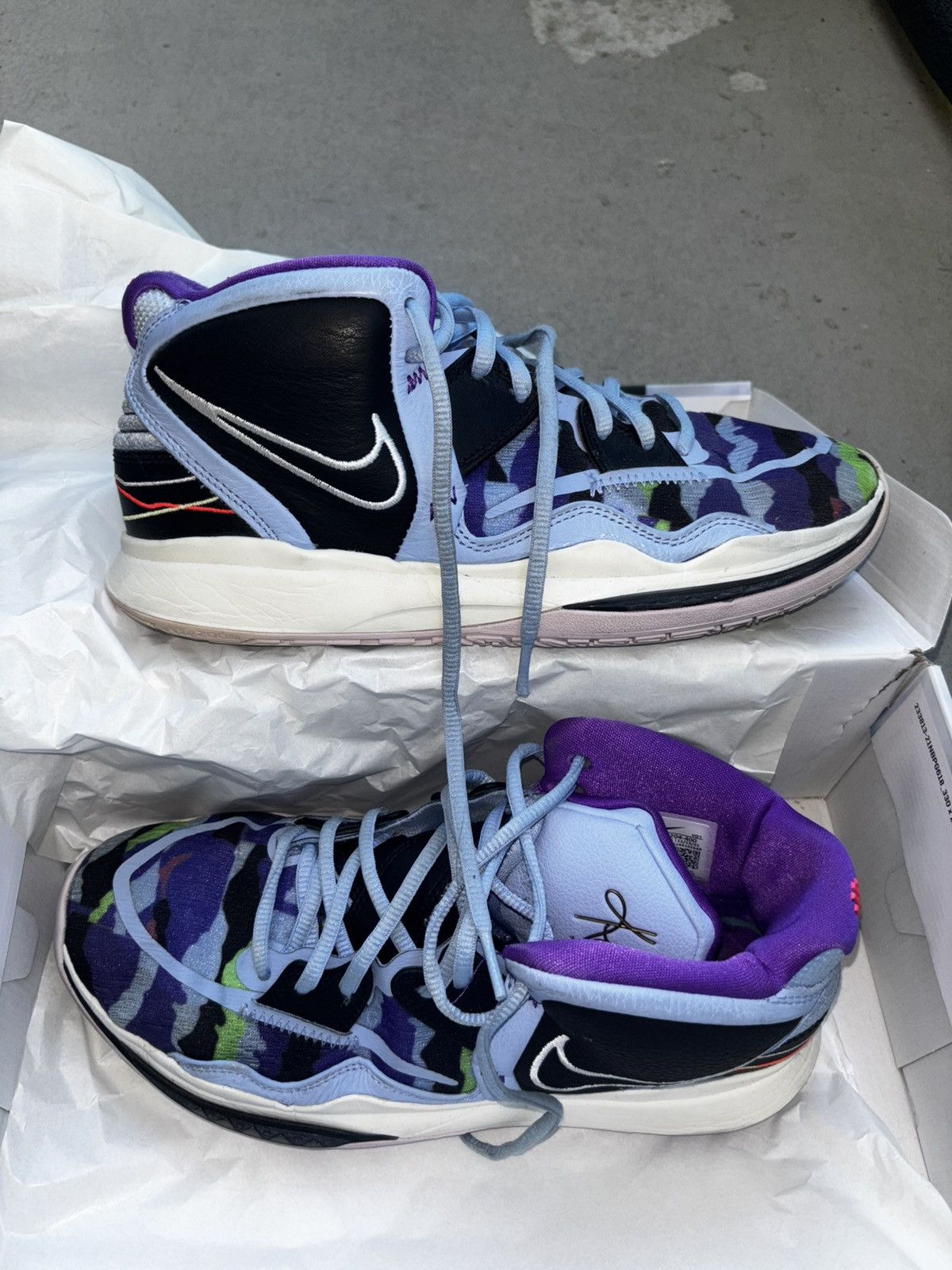 Nike Nike Kyrie ‘Fire and Ice’ Size US 9.5 / EU 42-43 - 1 Thumbnail