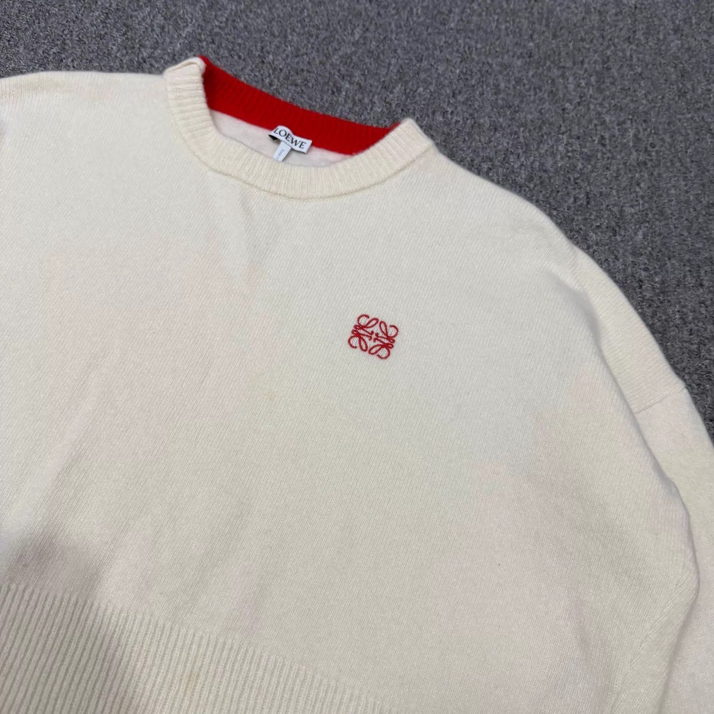 Loewe Loewe Beige Embroidered Logo Cropped Sweater M 99N Size M / US 6-8 / IT 42-44 - 3 Thumbnail