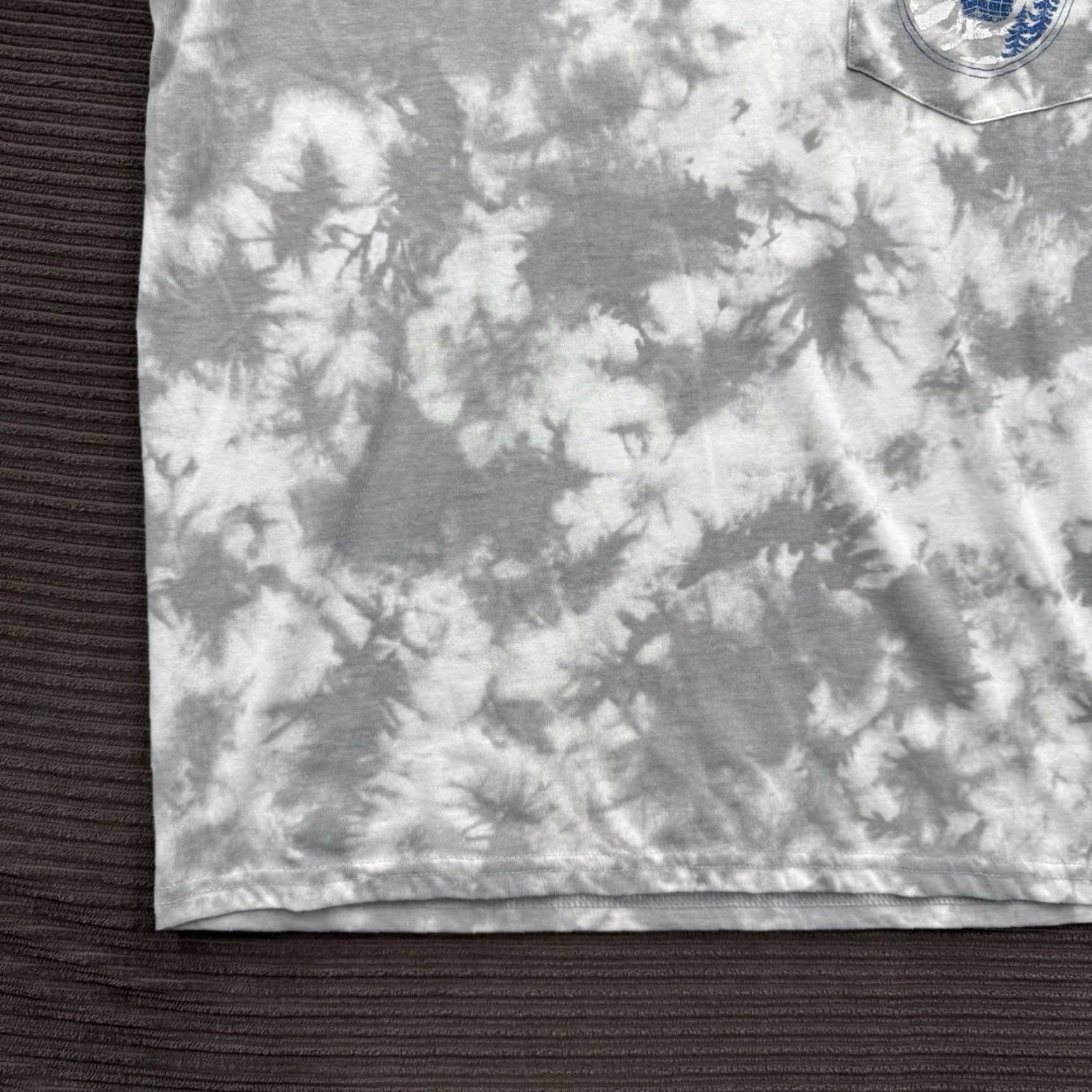 Chubbies Chubbies Shirt Mens Small Gray Tie Dye Long Sleeve Pocket Crewneck Graphic Size US S / EU 44-46 / 1 - 6 Thumbnail