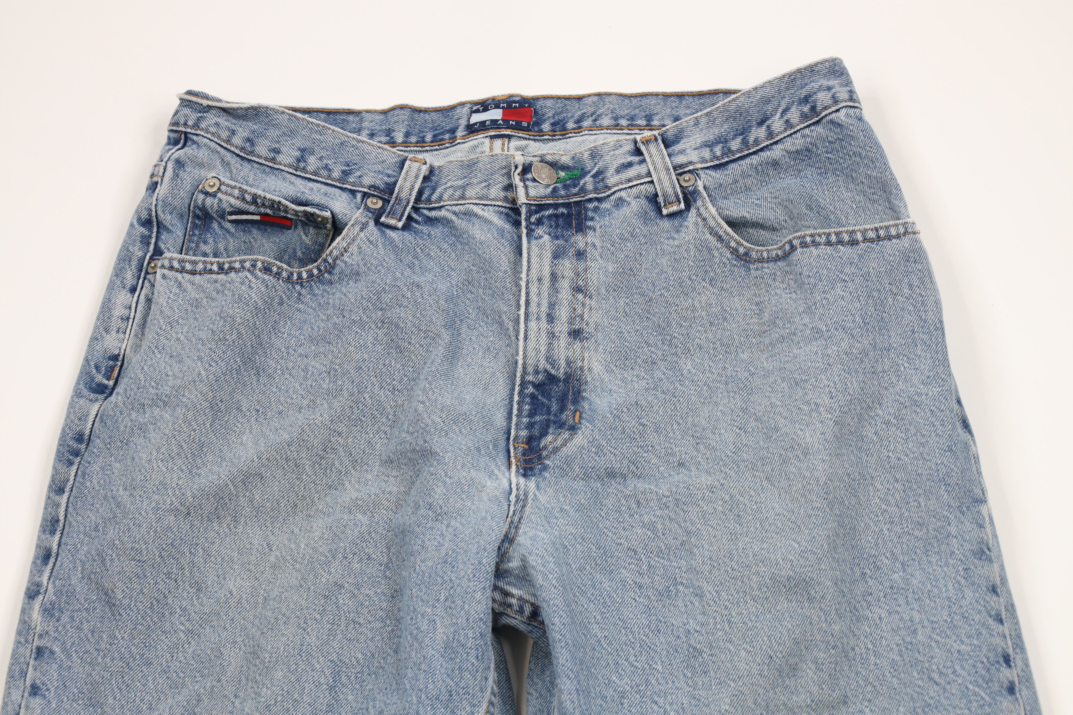 Tommy Hilfiger × Vintage Vintage 90s Tommy Hilfiger Spell Out Straight Leg Jeans USA Size US 34 / EU 50 - 2 Thumbnail