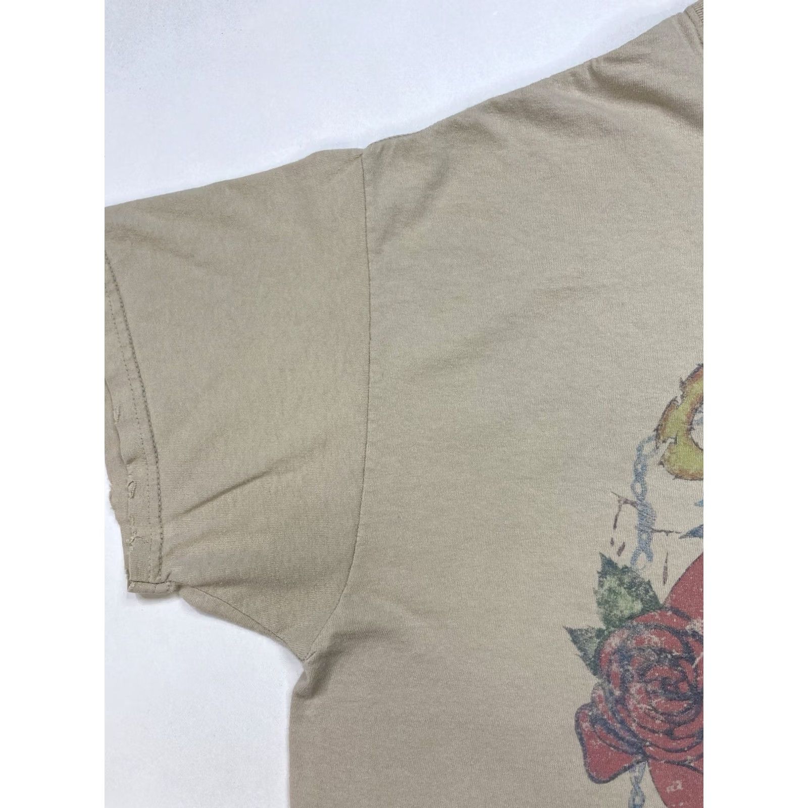 Vintage Guns N' Roses T-Shirt Men XL Graphic Print Beige Black Distressed Crew Neck Short Sleeve Music Shirt Size US XL / EU 56 / 4 - 5 Thumbnail