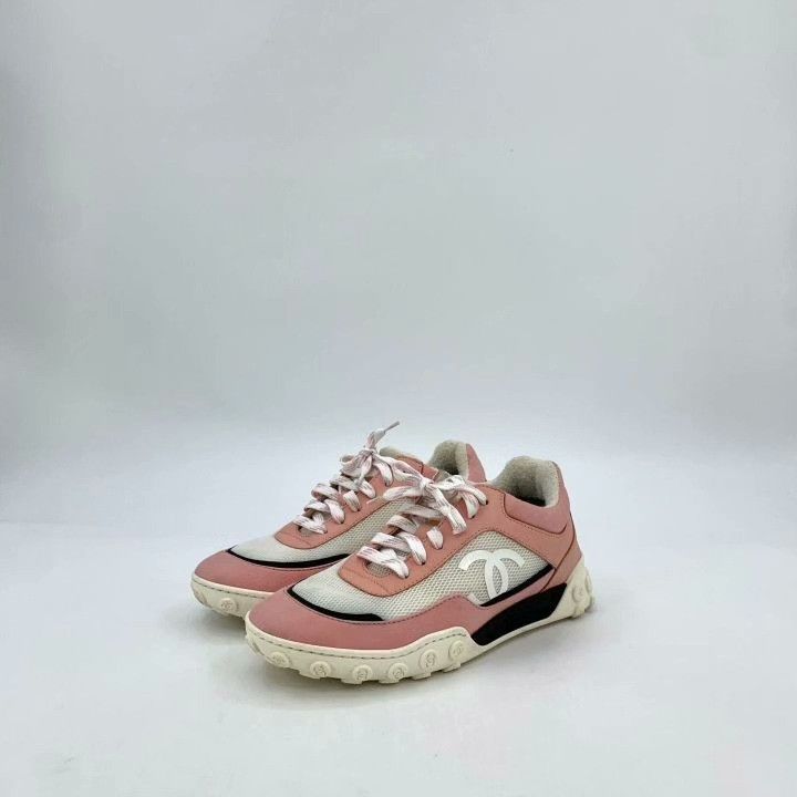 Chanel Chanel Logo Pink Casual Flat Sneakers Size US 5.5 / IT 35.5 - 1 Thumbnail