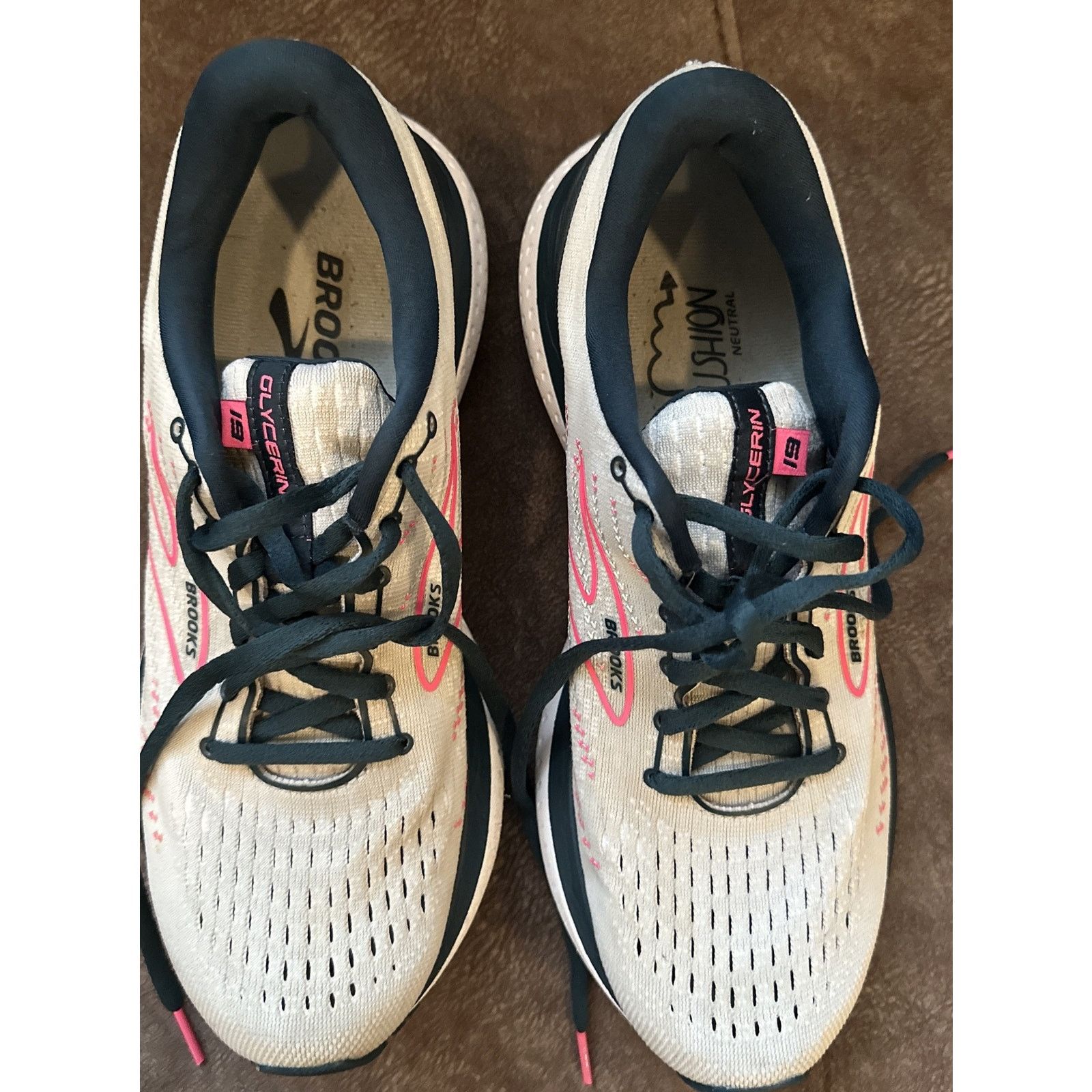 Brooks Brooks Glycerin 19 Womens size 10Shoes Gray Pink Runnin Size US 10 / IT 40 - 1 Thumbnail
