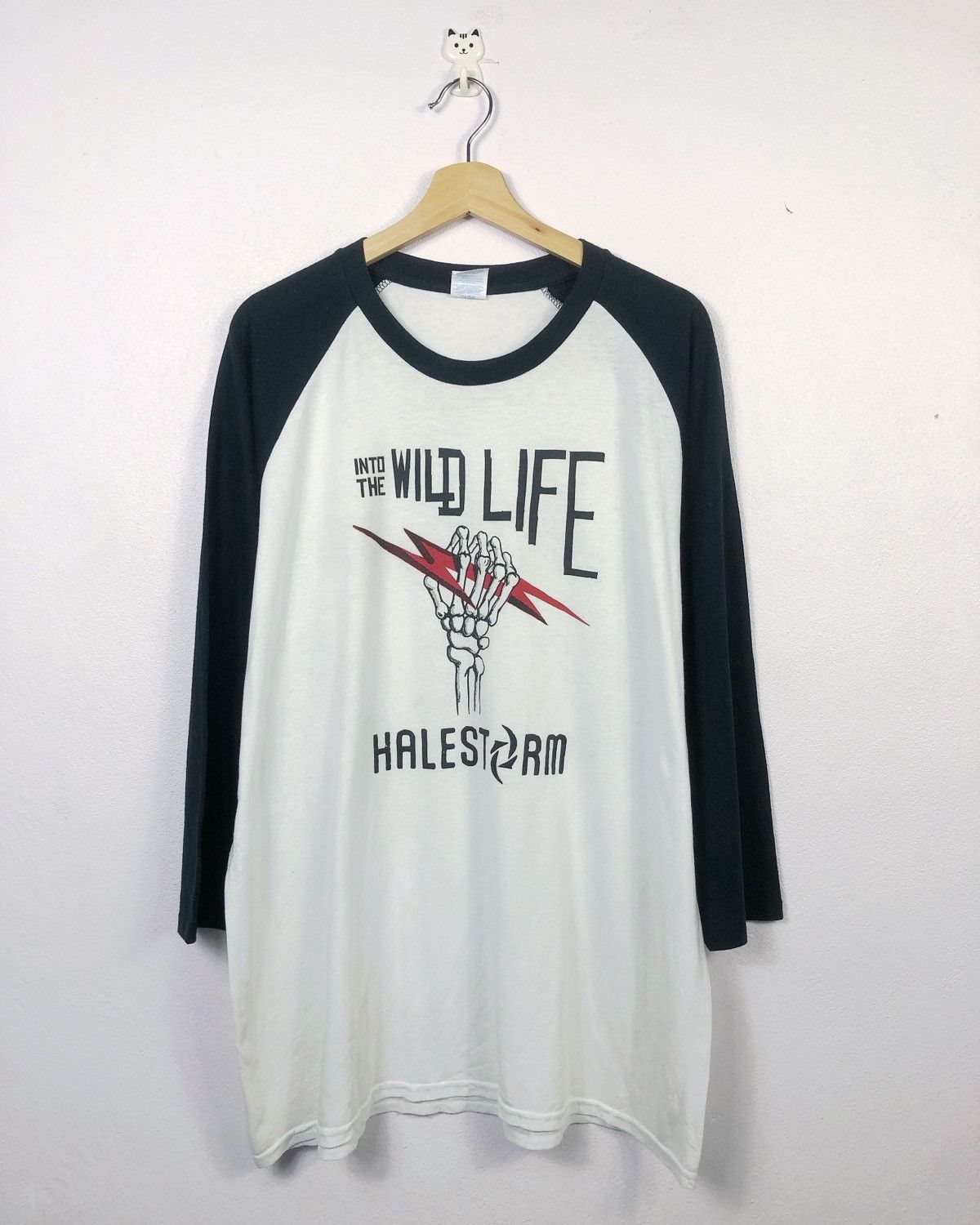 Band Tees Rare Halestorm Into The Wild Life Tour 3Q Band Tee Size US XL / EU 56 / 4 - 1 Thumbnail