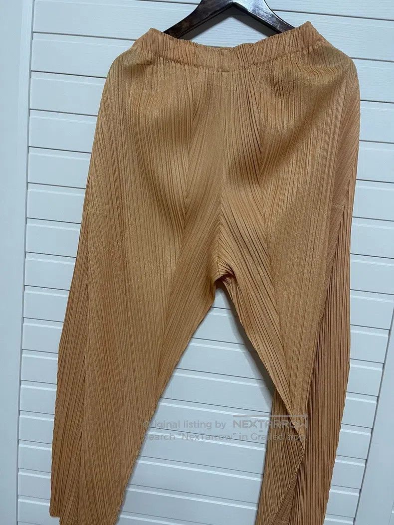 Issey Miyake Issey Miyake Yellow Statement Pants Size 26" / US 2 / IT 38 - 2 Thumbnail