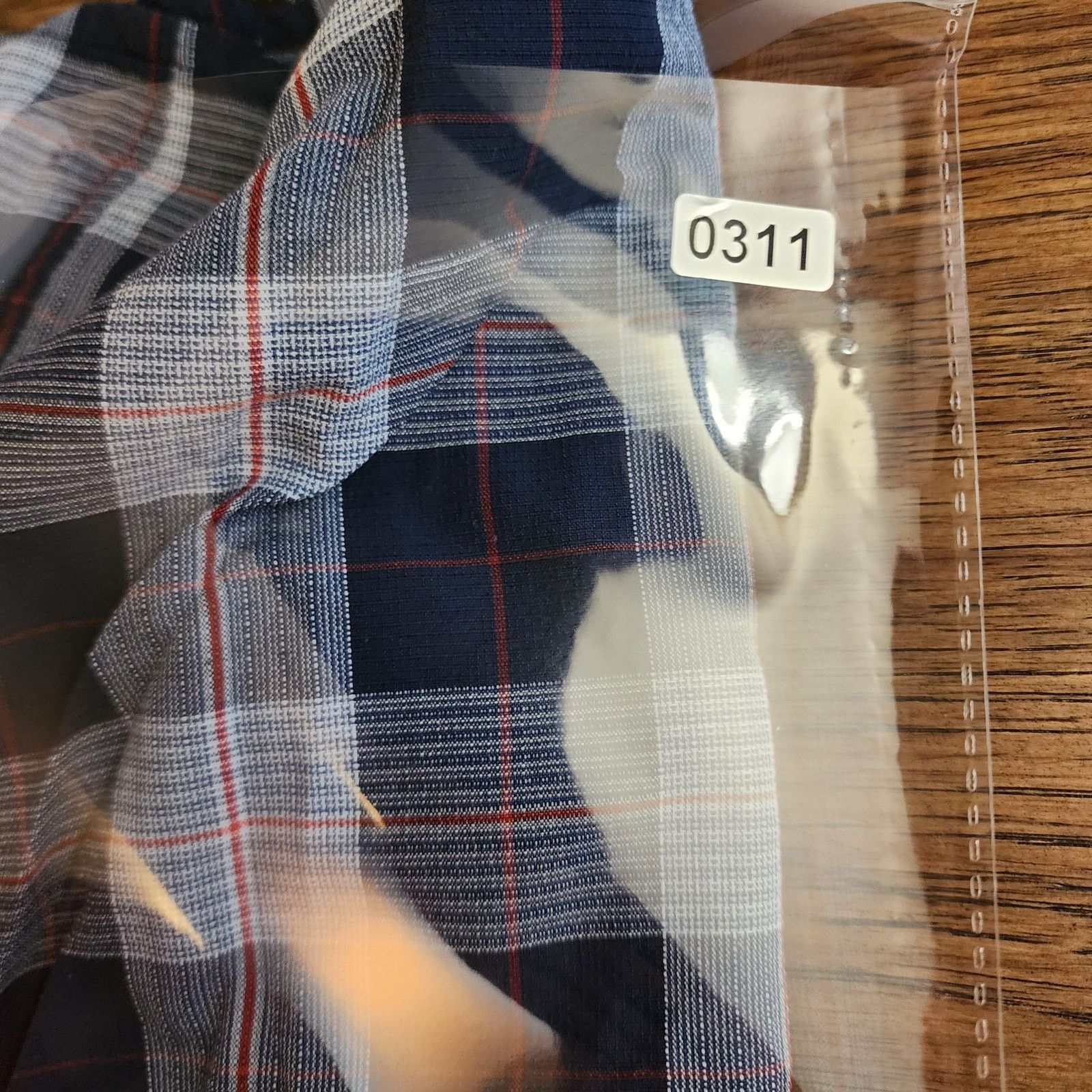 Columbia Columbia Zip Pocket Blue Plaid Lightweight Shirt M - Size US M / EU 48-50 / 2 - 6 Thumbnail