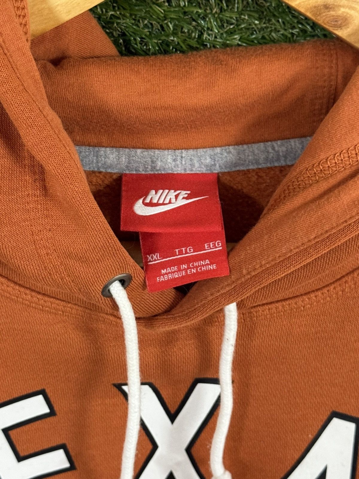 Nike Nike Texas Longhorns Orange Swoosh UT Austin Hoodie 2XL XXL Size US XXL / EU 58 / 5 - 2 Thumbnail