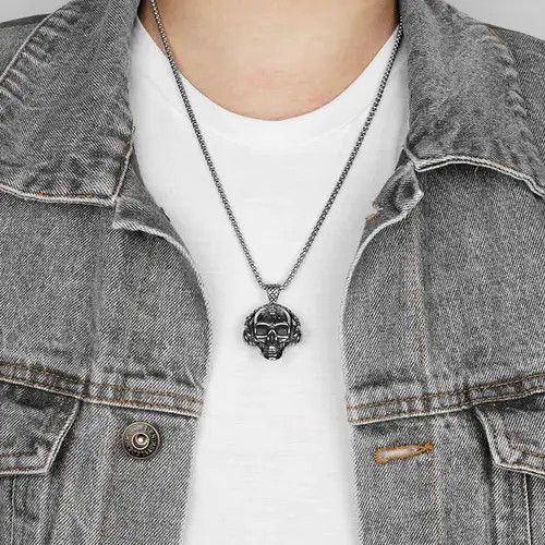 Jewelry Death Rock Headphone Skull Necklace Size ONE SIZE - 3 Thumbnail
