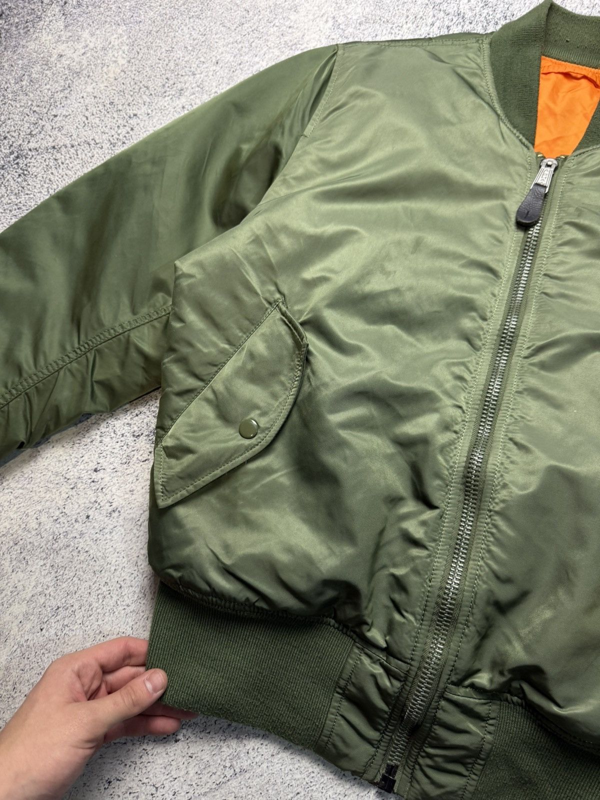 Alpha Industries Vintage Alpha Industries Green Bomber Jacket MA1 USA Size US M / EU 48-50 / 2 - 6 Thumbnail