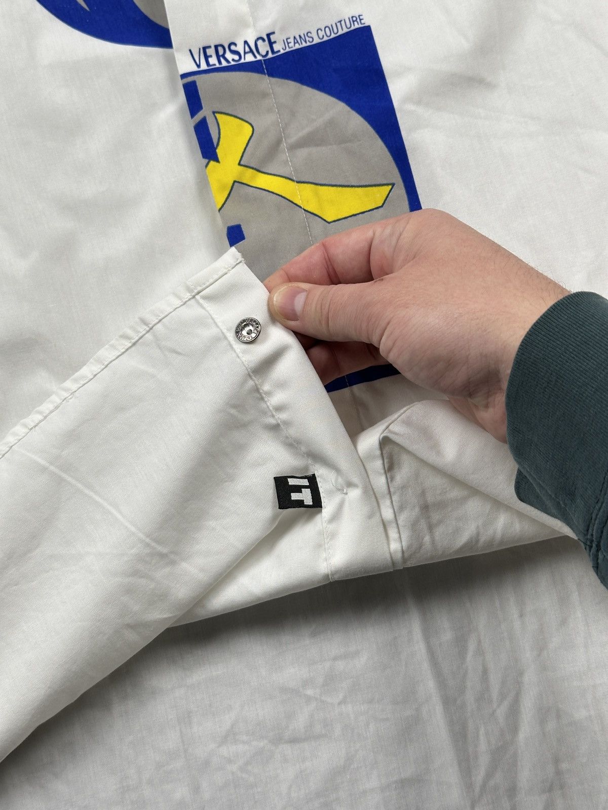 Versace Jeans Couture Archive Versace Jeans Couture Graphic White Shirt Y2K 90s Size US XL / EU 56 / 4 - 4 Thumbnail