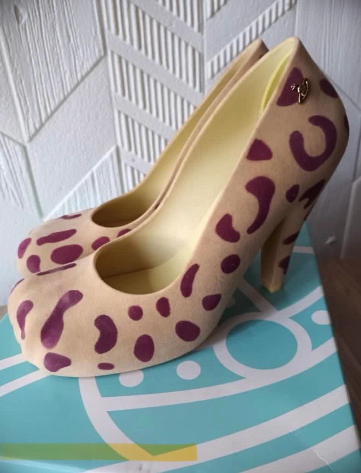 Vivienne Westwood Vivienne Westwood Melissa Cat Paw Heels Size US 8 / IT 38 - 1 Thumbnail