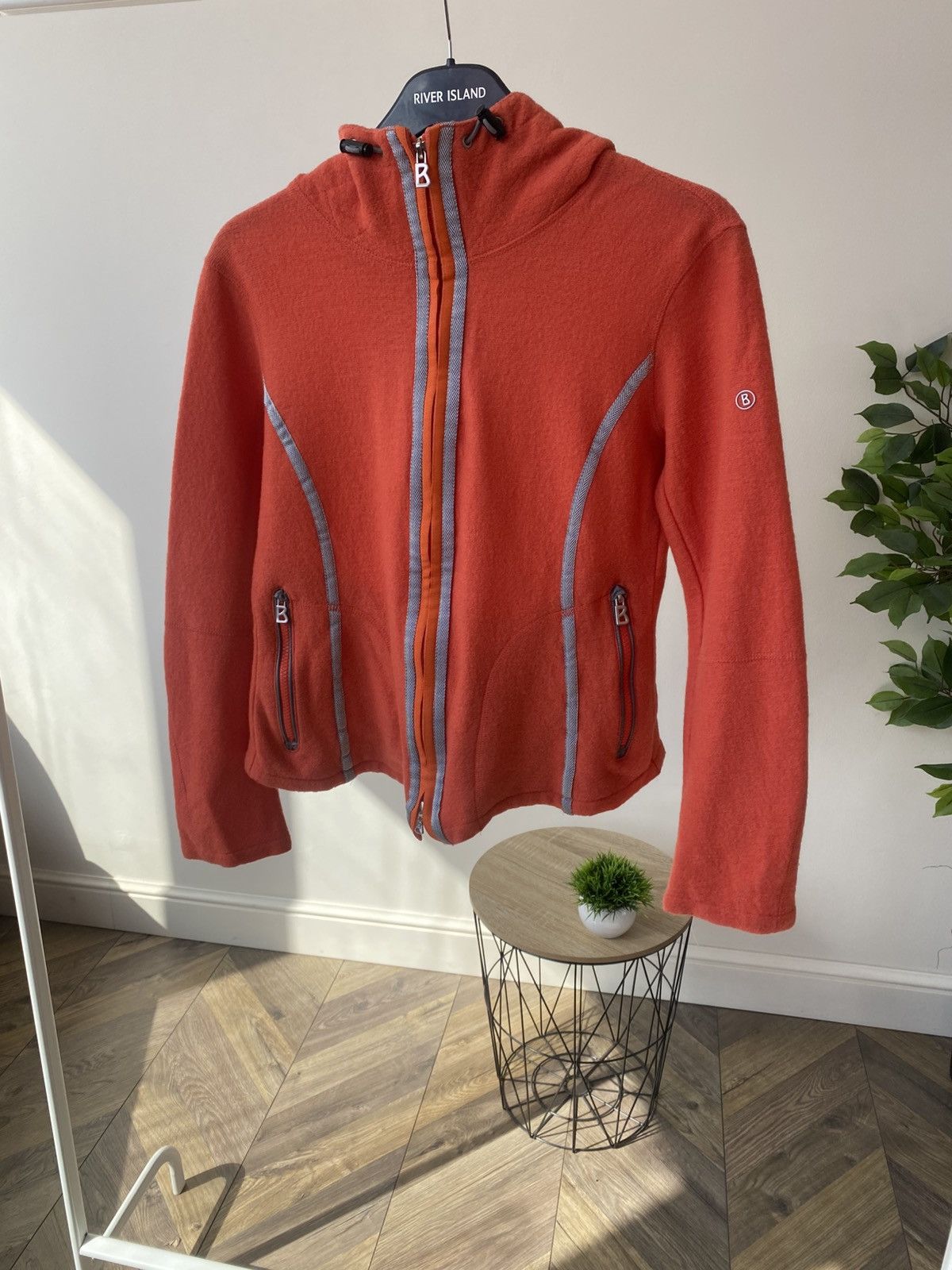 Bogner Vintage Bogner womens Zip Hoodie Size M / US 6-8 / IT 42-44 - 4 Thumbnail