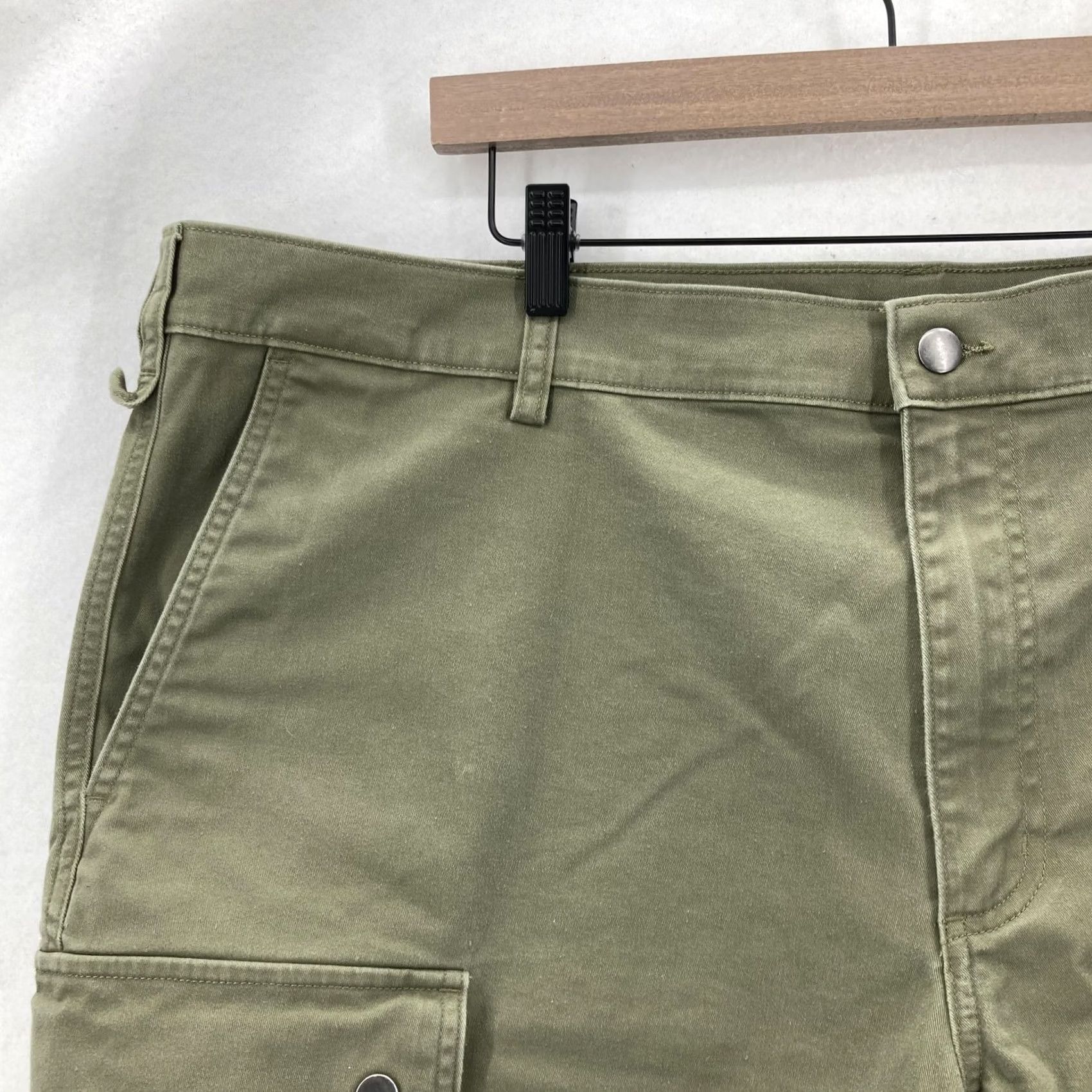 Duluth Trading Company Duluth Cargo Shorts Mens 44 Olive Green Stretch Utility Workwear Hiking 40 Grit Size US 44 / EU 60 - 2 Thumbnail