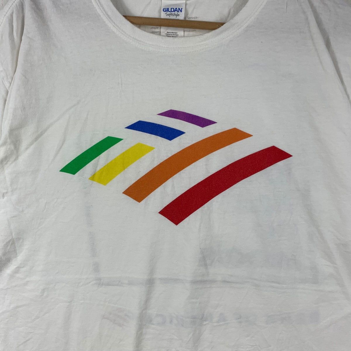 Vintage BANK OF AMERICA Love Has No Labels Support Promo Tee Shirt Size XL / US 12-14 / IT 48-50 - 4 Thumbnail