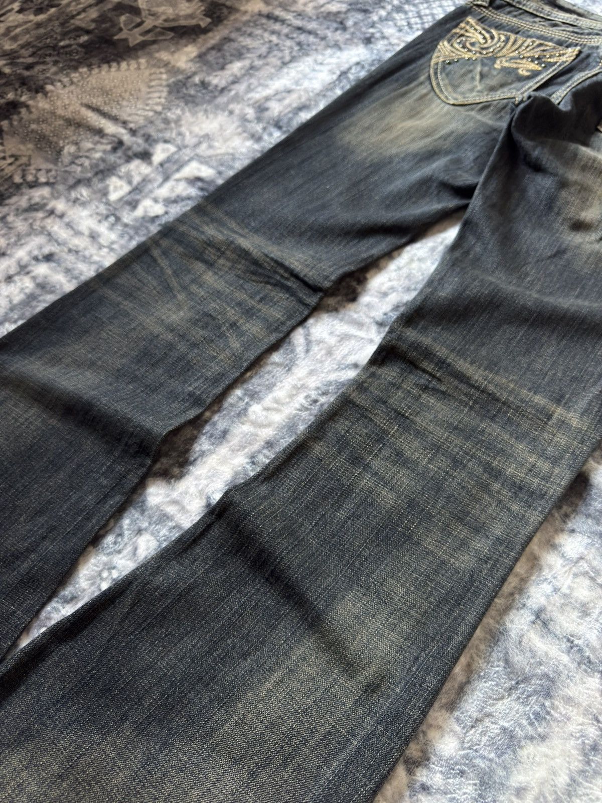Tornado Mart Cecil McBee Mud Wash Studded Tribal Flare Jeans Size US 27 - 18 Thumbnail