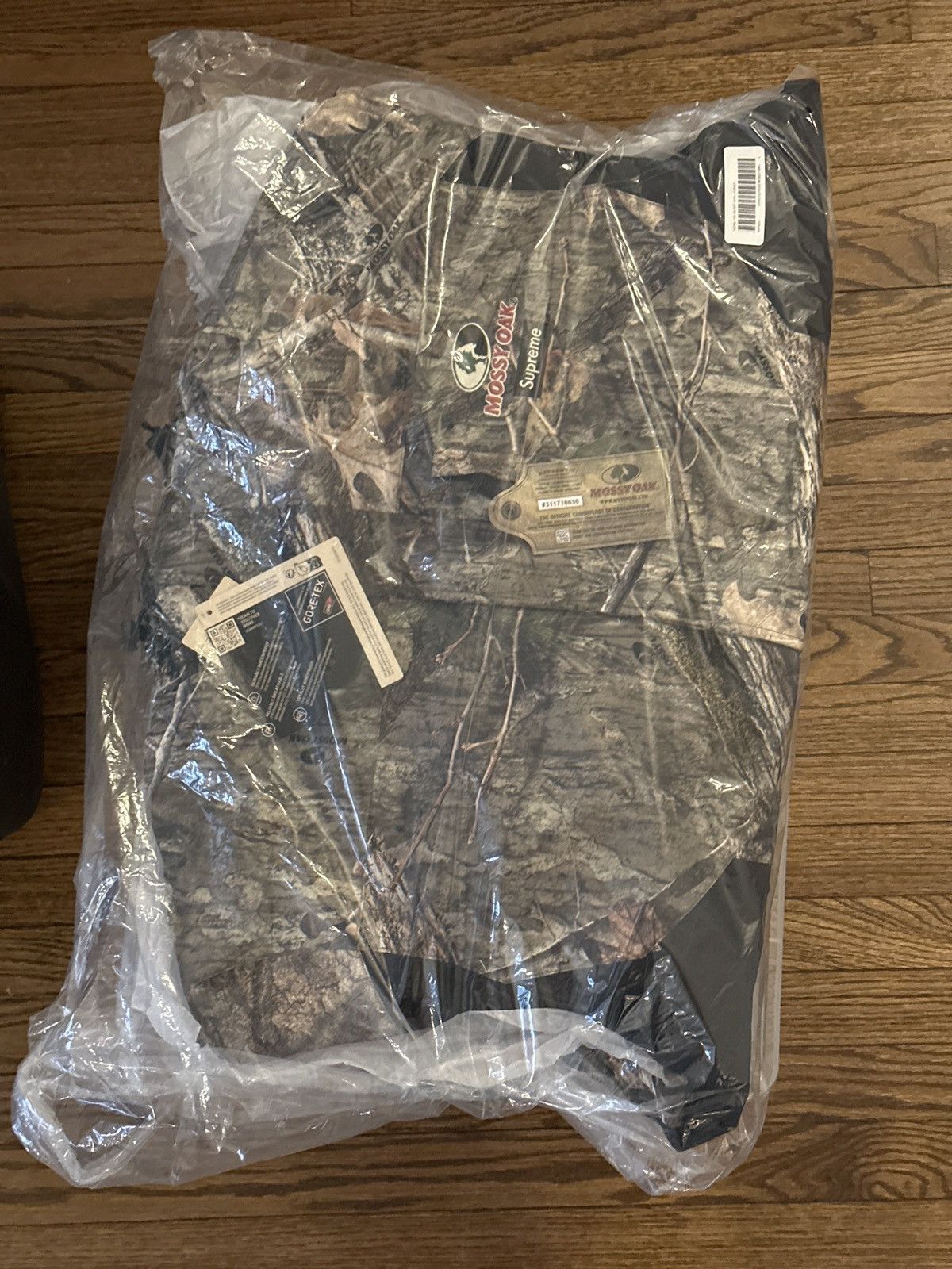 Supreme GORE-TEX Mossy Oak® Jacket Size US L / EU 52-54 / 3 - 6 Thumbnail