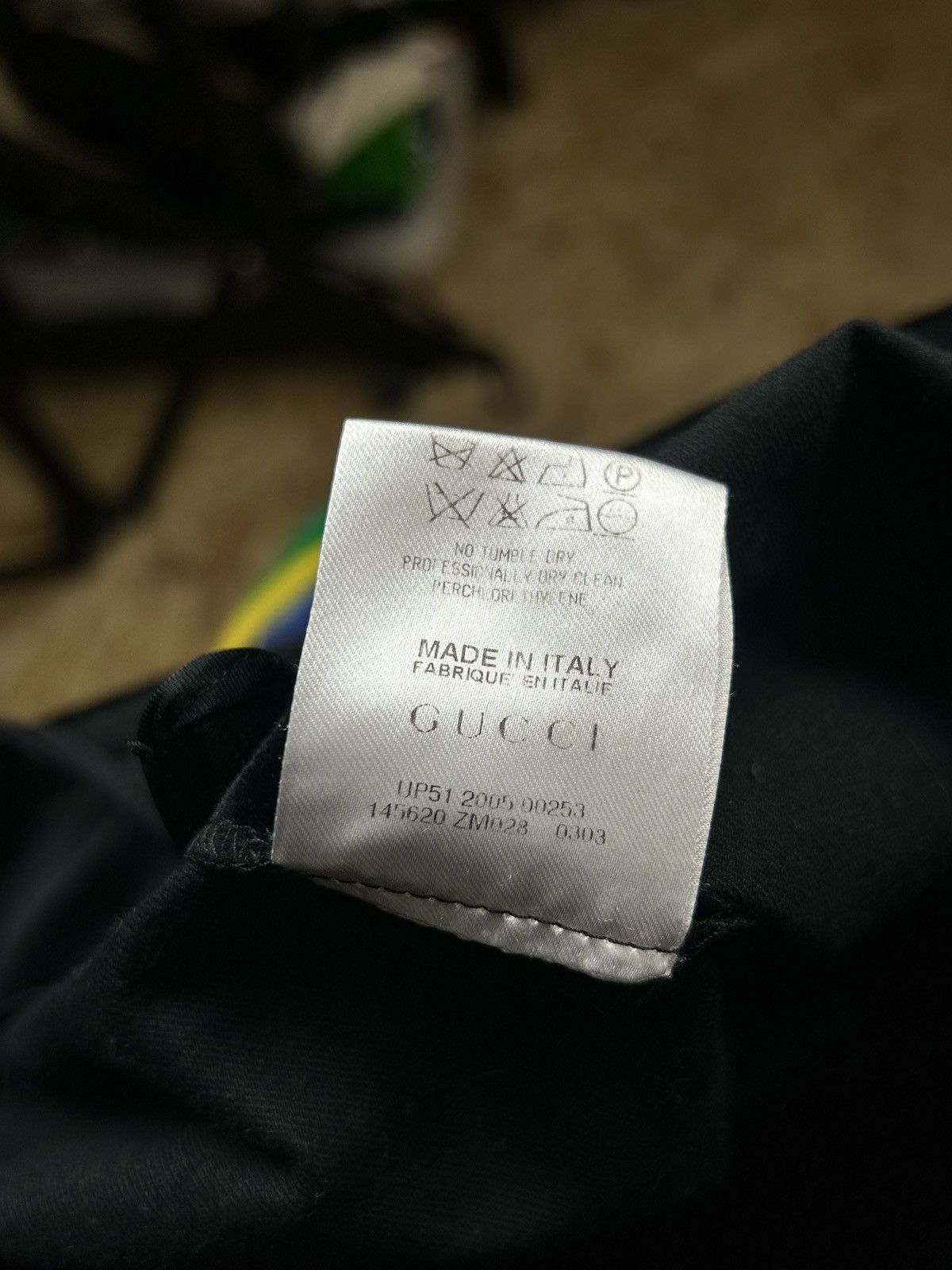 Gucci Vintage Gucci 2005 Velvet Velour Midi Pencil Skirt Black 40 Size 27" / US 4 / IT 40 - 9 Thumbnail