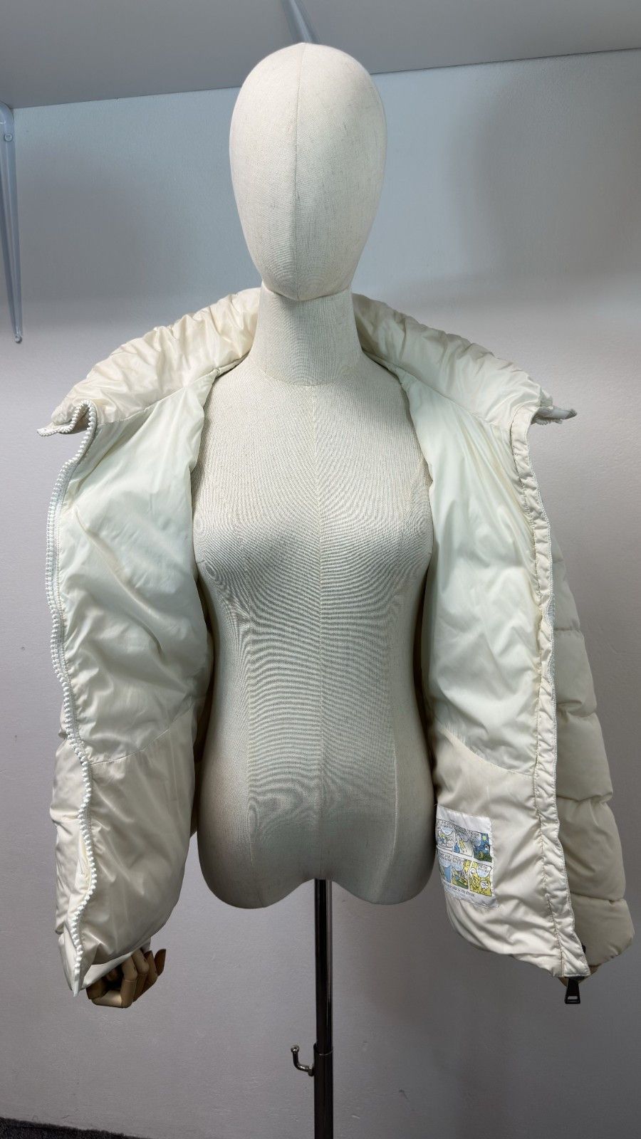 Moncler MONCLER Women's Miriel White Milky Down Jacket Size 3 Size M / US 6-8 / IT 42-44 - 16 Thumbnail