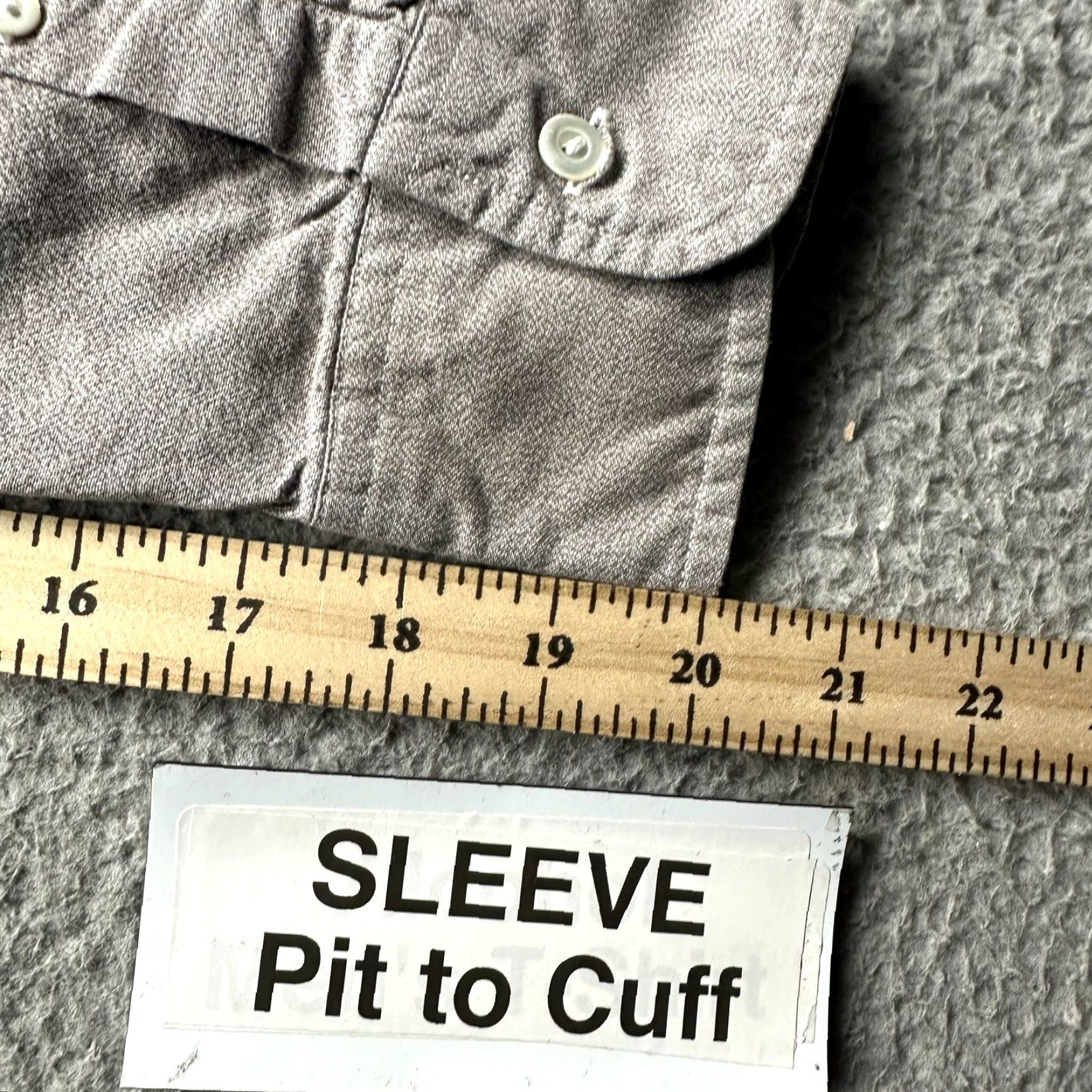 J.Crew VINTAGE? No. J.CREW Button-Down Long Sleeve Gray Casual Shirt Mens Large Cotton Pocket B8337 Size US L / EU 52-54 / 3 - 6 Thumbnail