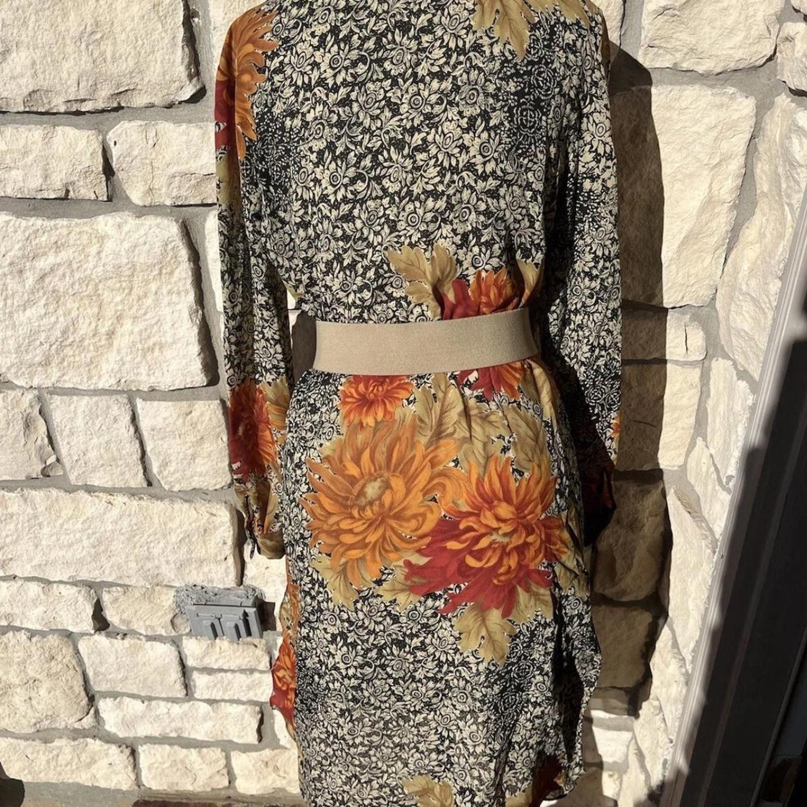 Other Virgo Vintage Button Down tunic /blouse semi Sheer small. Size M / US 6-8 / IT 42-44 - 3 Thumbnail