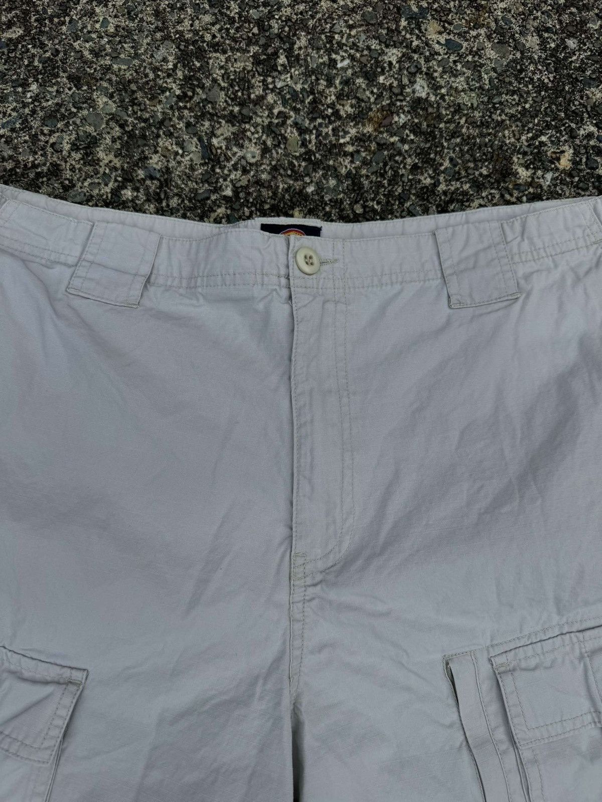 Dickies × Vintage Crazy Vintage Y2K Streetwear White Dickies Cargo short Size US 38 / EU 54 - 4 Thumbnail