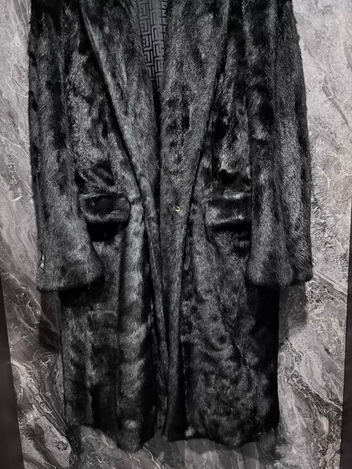 Balmain Balmain Black Fur Coat XL New With Tags Size US XL / EU 56 / 4 - 3 Thumbnail