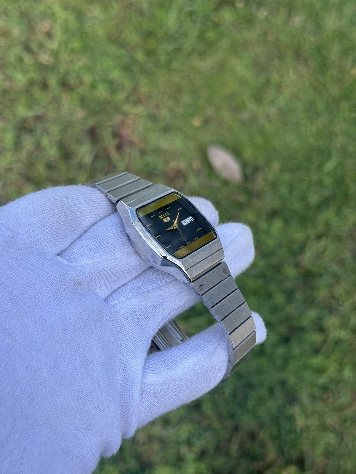 Seiko Vintage Seiko 5 Automatic Watch: black Dial, Retro TV Case Size 36 - 5 Thumbnail
