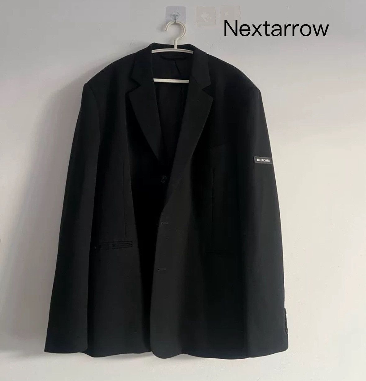 Balenciaga Balenciaga armband suit jacket 2412-Nextarrow Size US S / EU 44-46 / 1 - 1 Thumbnail
