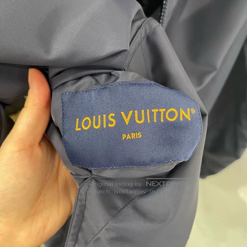 Louis Vuitton Louis Vuitton Full logo printed double-sided zipper jacket Size US S / EU 44-46 / 1 - 6 Thumbnail
