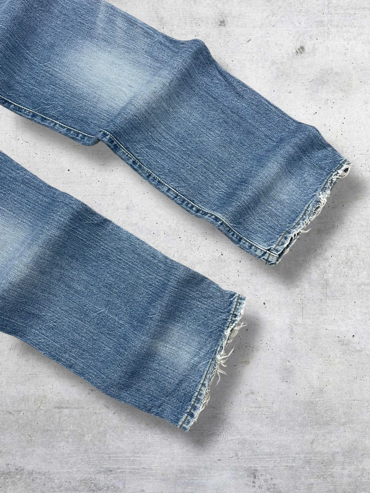 Levi's Vintage Clothing VINTAGE 501 LEVIS USA DESIGNER 90S CLASSIC RIPPED OG DENIM Size US 30 / EU 46 - 15 Thumbnail
