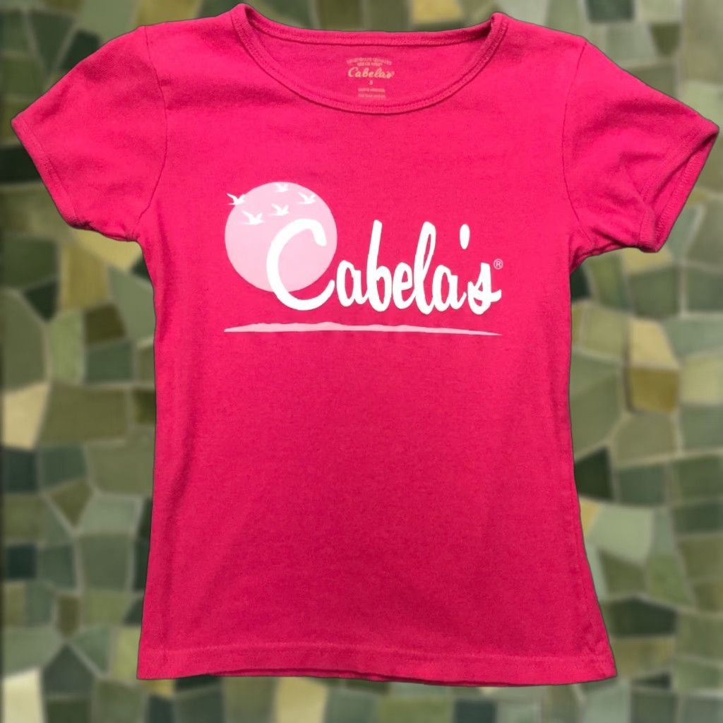 Vintage Cabela's Pink Graphic T-Shirt Womens Shirt Small Regular Fit Short Sleeve Round Neck Casual Basic Top 100% Cotton Size S / US 4 / IT 40 - 1 Thumbnail