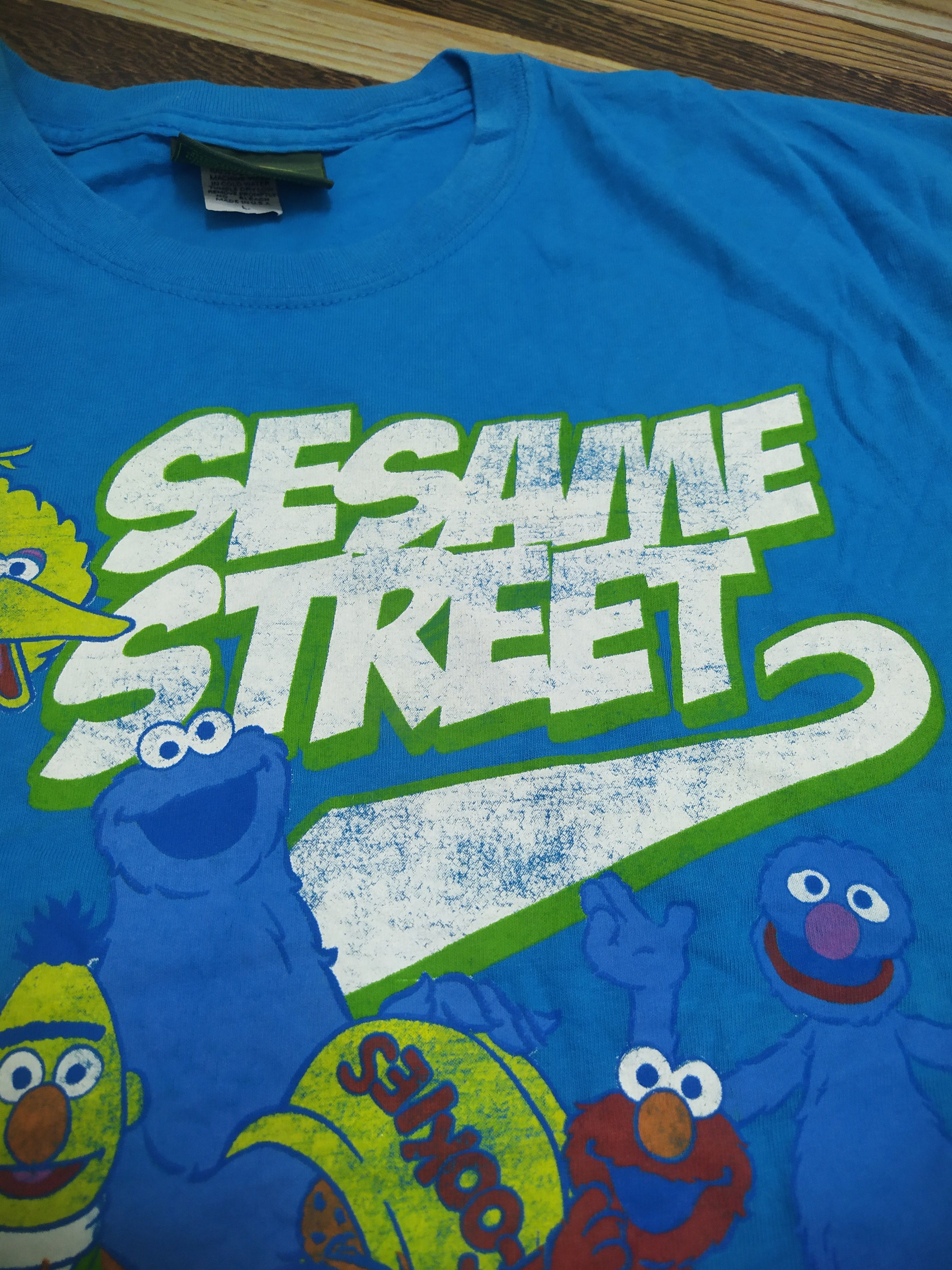 Cartoon Network Retro Sesame Street Characters Blue Graphic 90s/Y2K Vibe Size US L / EU 52-54 / 3 - 7 Thumbnail