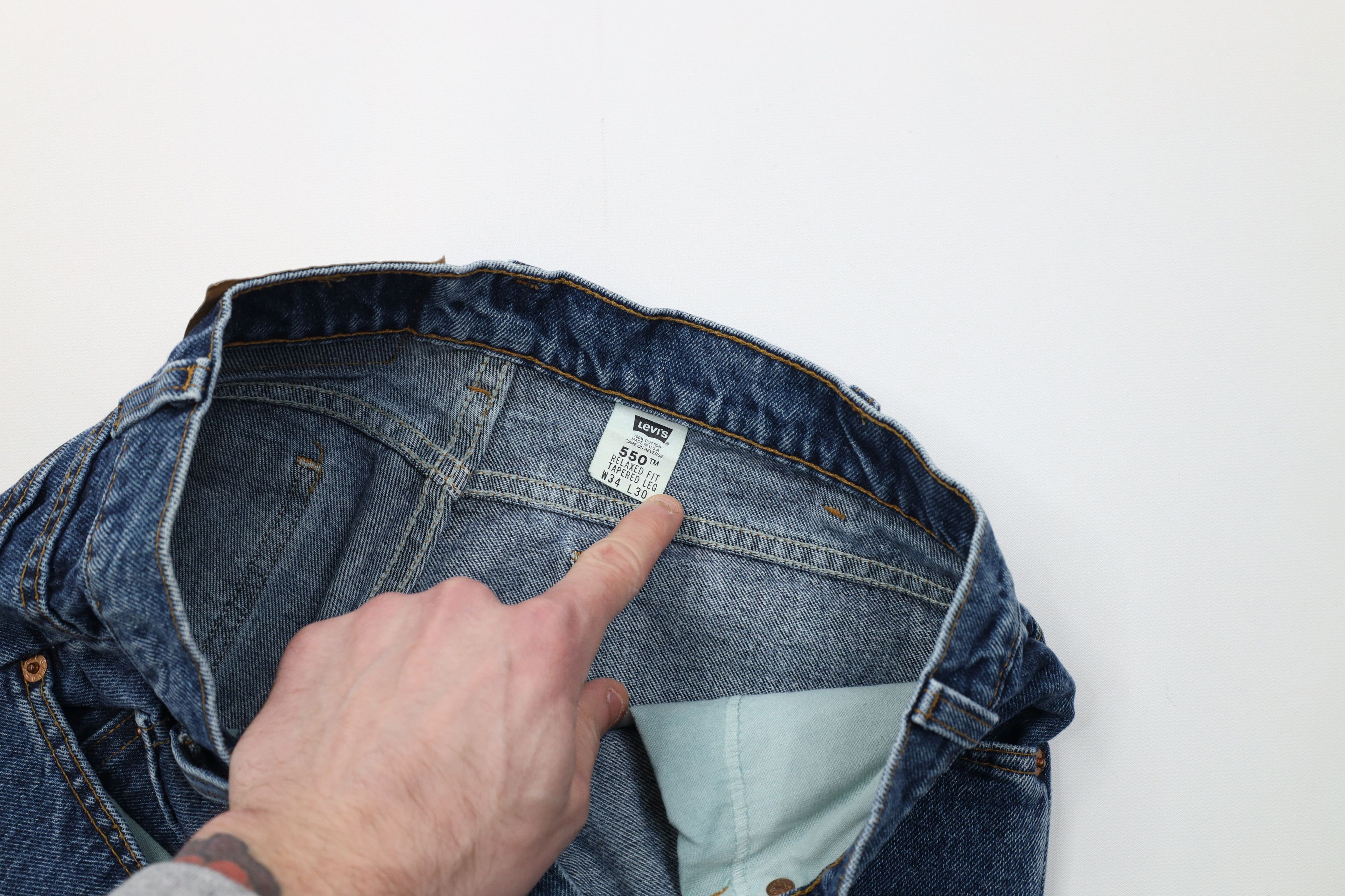Levi's Vintage 90s Levis 550 Orange Tab Fit Tapered Leg Jeans USA Size US 34 / EU 50 - 8 Thumbnail