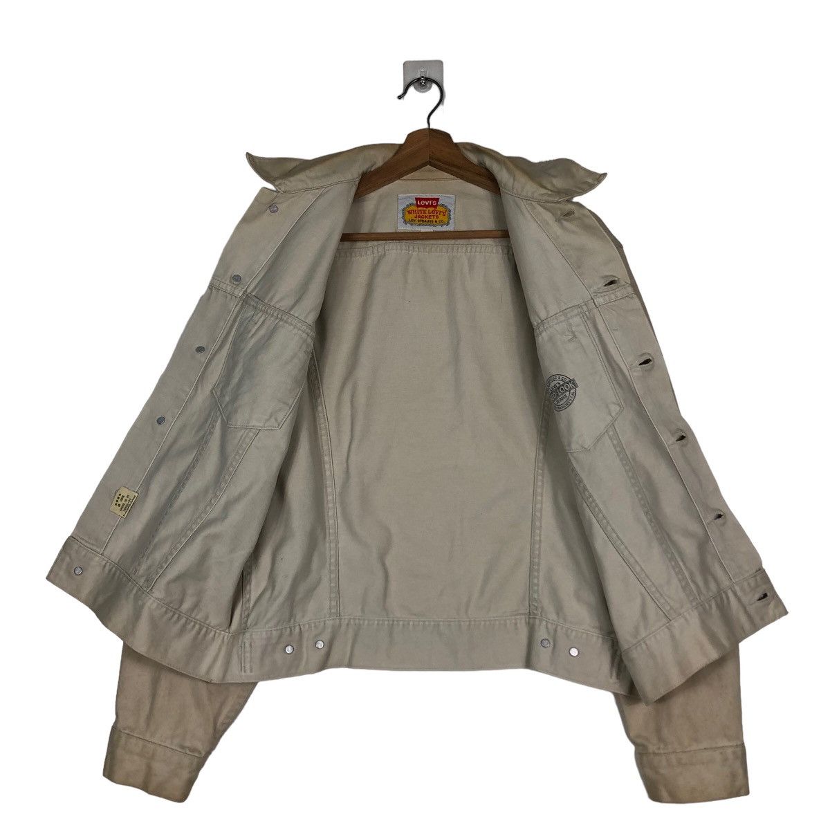 Japanese Brand Vintage White Levi’s Jacket Biker Cargo Multi Pocket Trucker Size US M / EU 48-50 / 2 - 13 Thumbnail