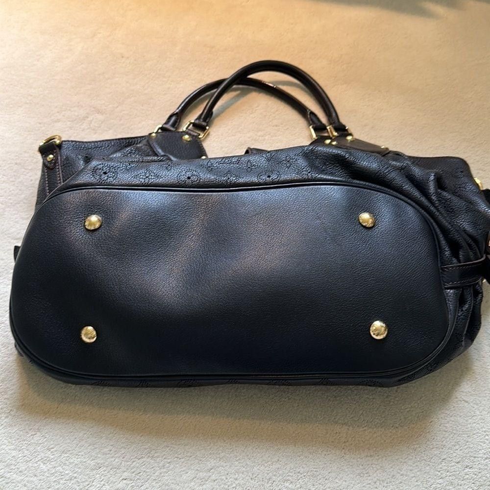 Louis Vuitton Louis Vuitton Mahina XL Noir Handbag Size ONE SIZE - 5 Thumbnail