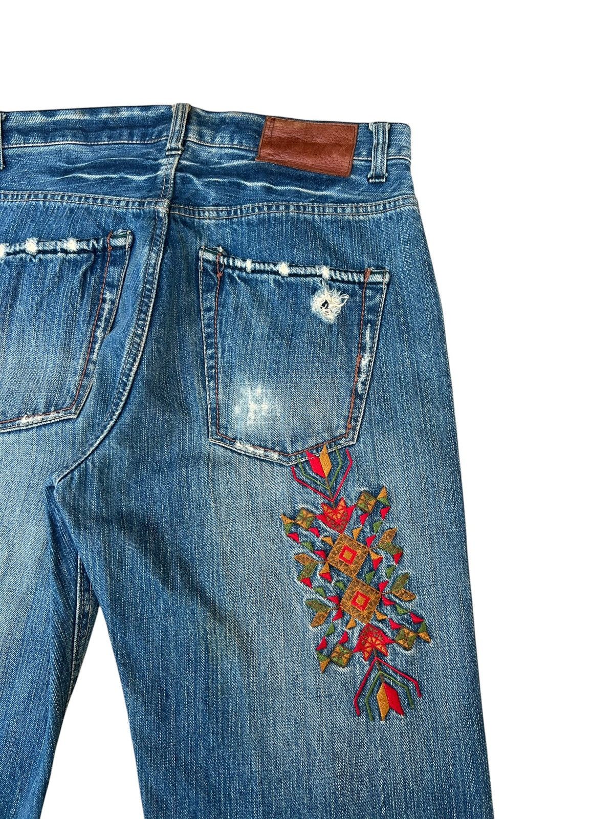 Vintage Vintage Global Work Ortega Embroidery Rips Distressed Denim Size US 31 - 17 Thumbnail