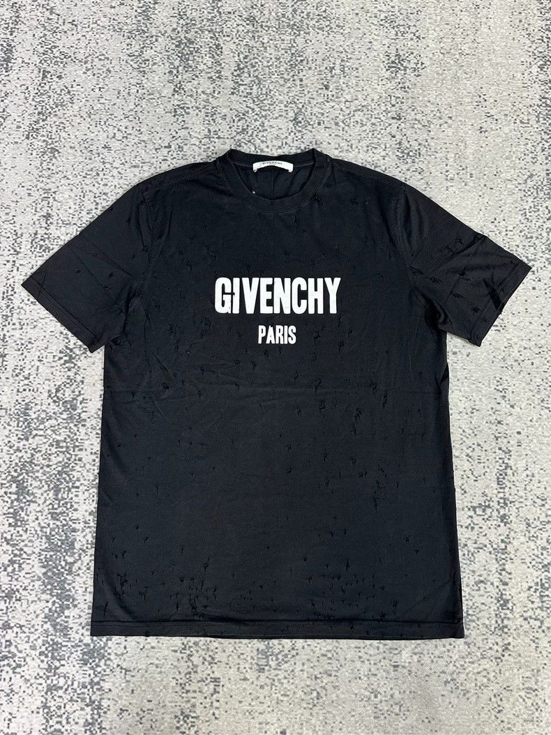 Givenchy Givenchy Wormhole Destroyed Chest Logo Short Sleeve Size US S / EU 44-46 / 1 - 1 Thumbnail