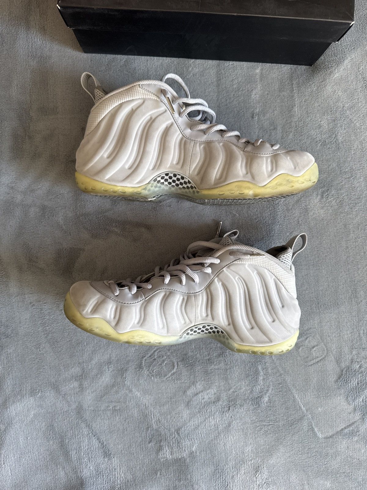 Nike Nike Air Foamposite PRM ‘Wolf Grey’ Size US 11.5 / EU 44-45 - 5 Thumbnail
