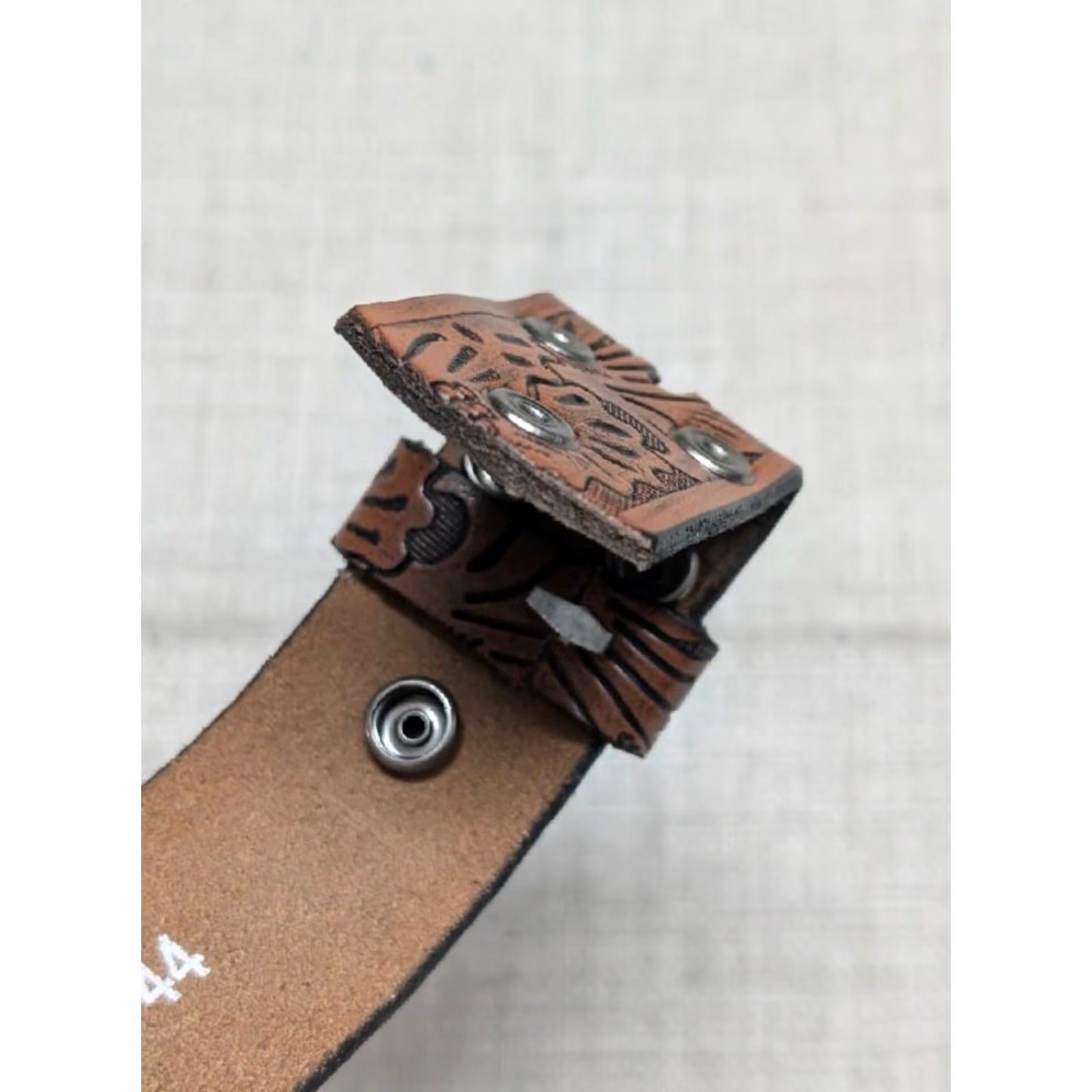 Vintage VINTAGE western belt belt - tooled leather brown 44 Men Buckle COWBOY rodeo Size 44 - 5 Thumbnail