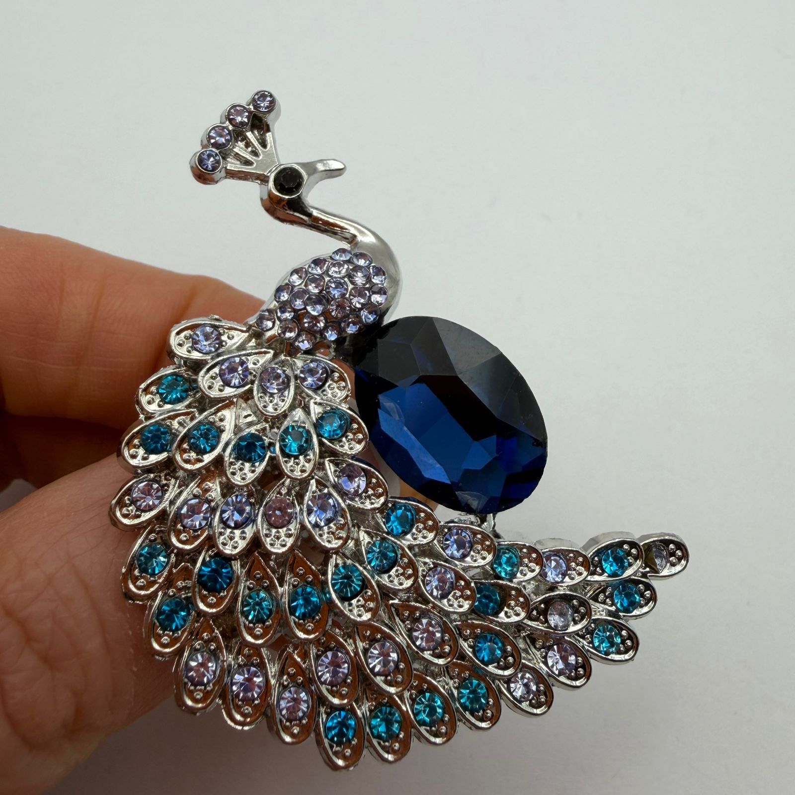 Vintage Blue Crystal Peacock Brooch Rhinestone Vintage Statement Size ONE SIZE - 2 Thumbnail
