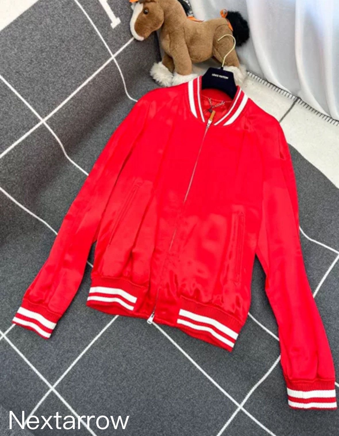Louis Vuitton Louis Vuitton Red Silk Embroidered Logo Jacket2412-Nextarrow Size US L / EU 52-54 / 3 - 1 Thumbnail