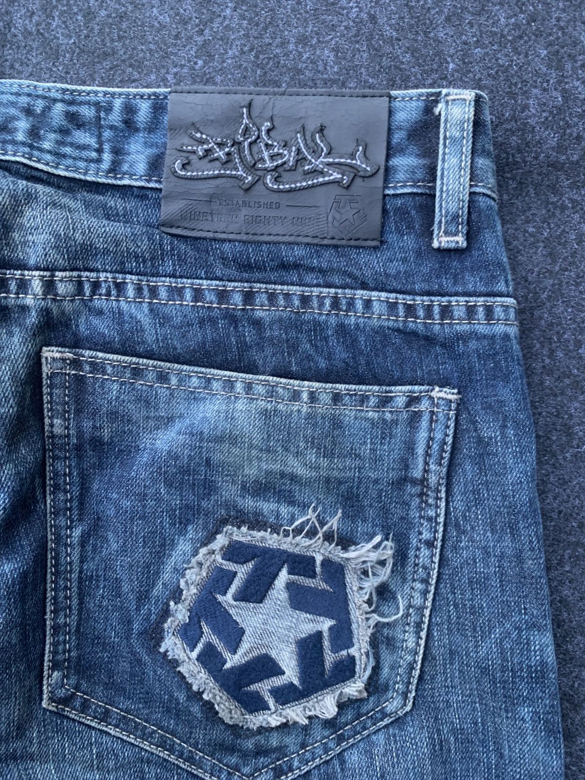 Tribal Streetwear Vintage Tribal Embroidery Logo denim jeans y2k streetwear. Size US 32 / EU 48 - 3 Thumbnail