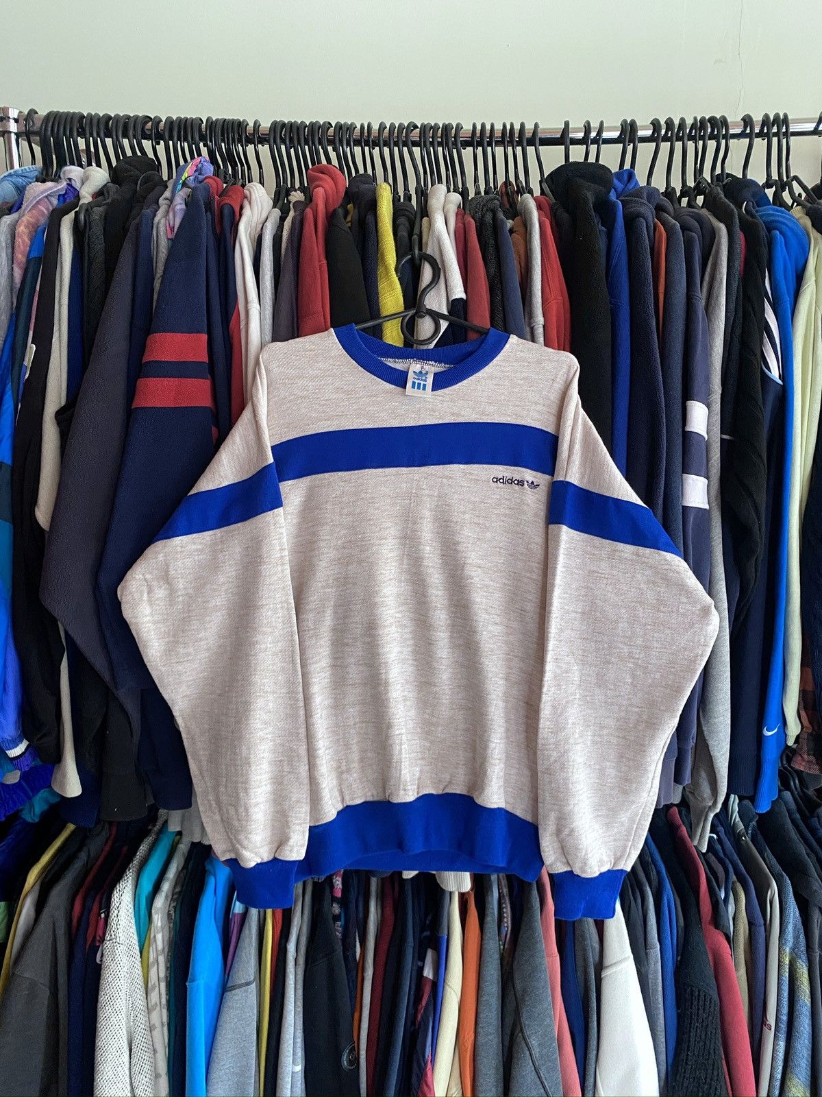 Adidas VINTAGE ADIDAS RETRO SWEATSHIRT 90s Size US L / EU 52-54 / 3 - 1 Thumbnail