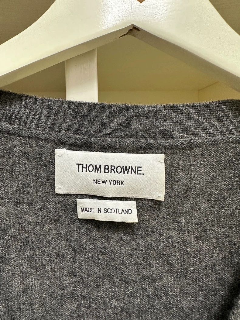 Thom Browne Thom BrowneGray cashmere cardigan jacket 2503-Nextarrow Size US S / EU 44-46 / 1 - 3 Thumbnail